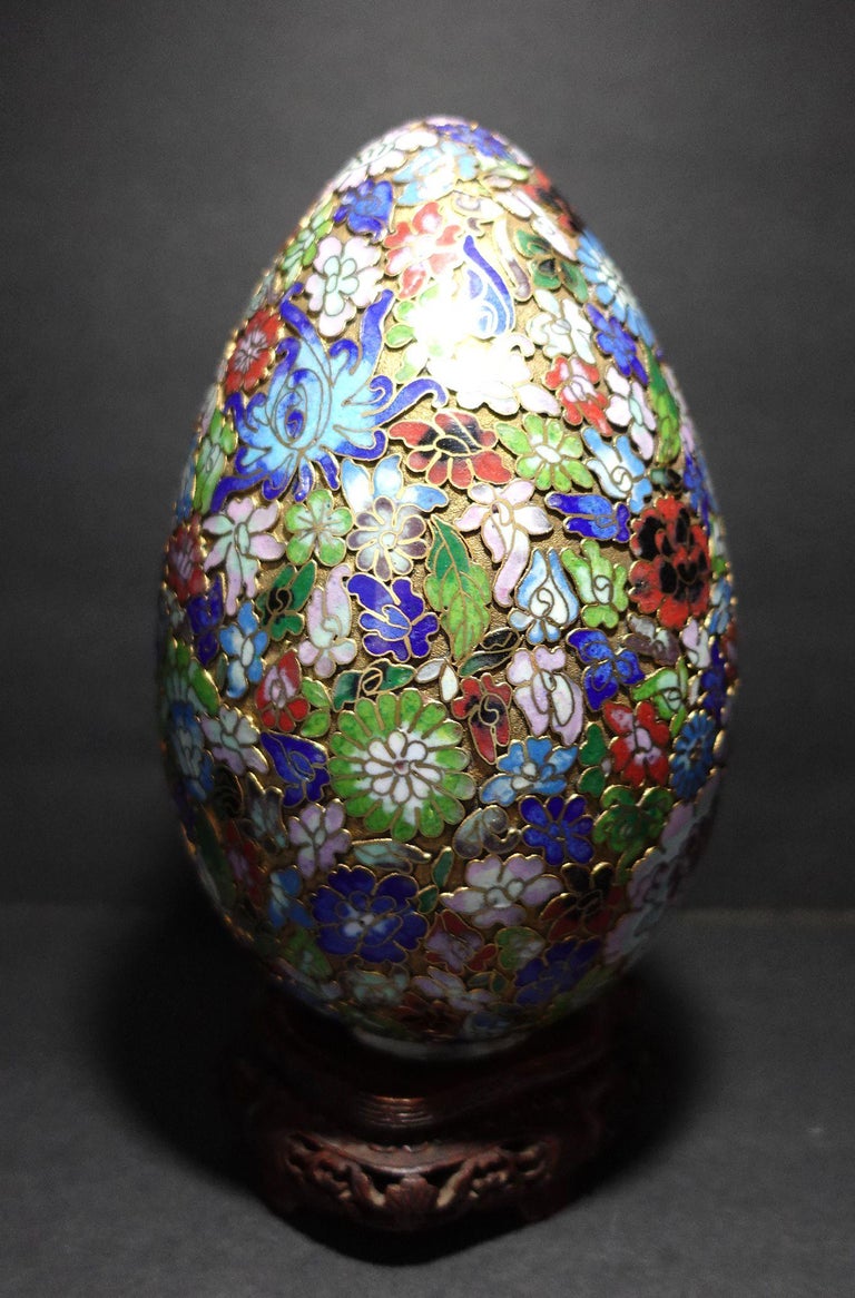 Chinese Very Large Cloisonné Enamel Egg "Flowers" with Wood Stand 13