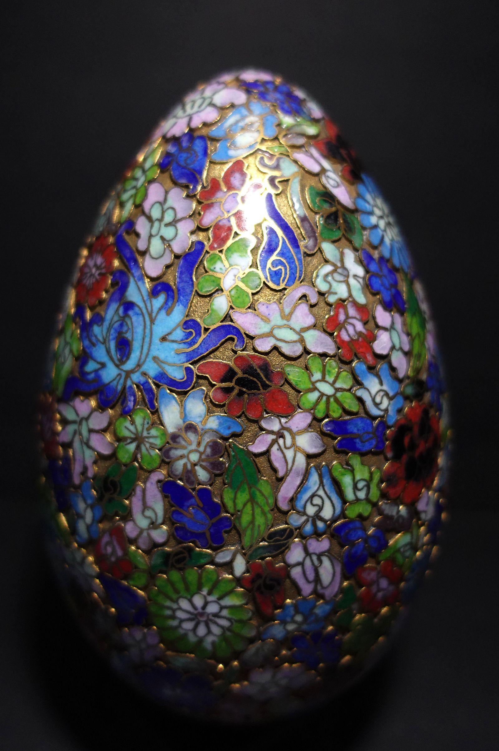 Chinese Export Chinese Very Large Cloisonné Enamel Egg 