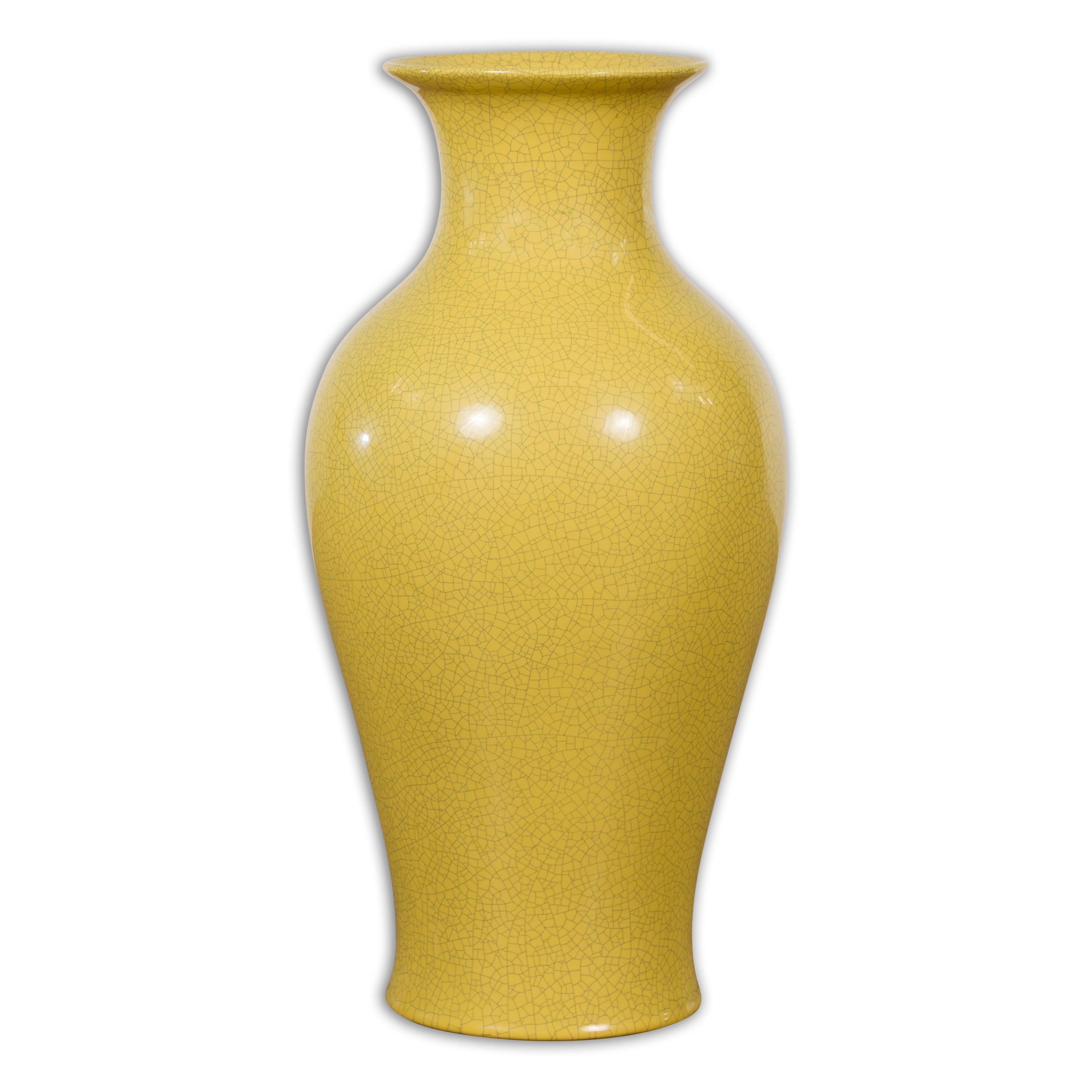Chinese Vintage Altar Vase with Yellow Crackle Finish and Flaring Neck For Sale 10