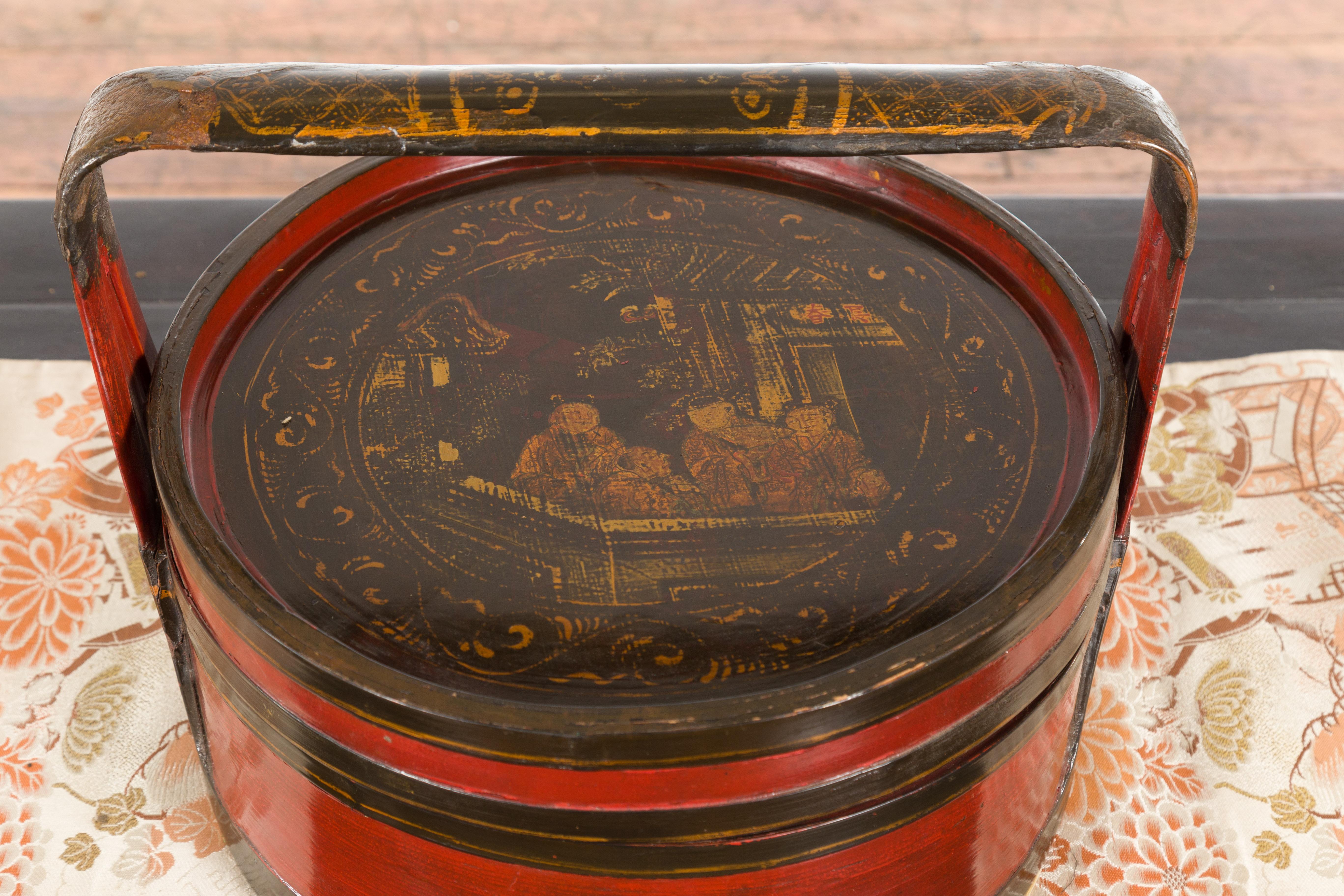 Panier à pique-nique rond vintage noir et rouge avec décor Chinoiserie doré en vente 4