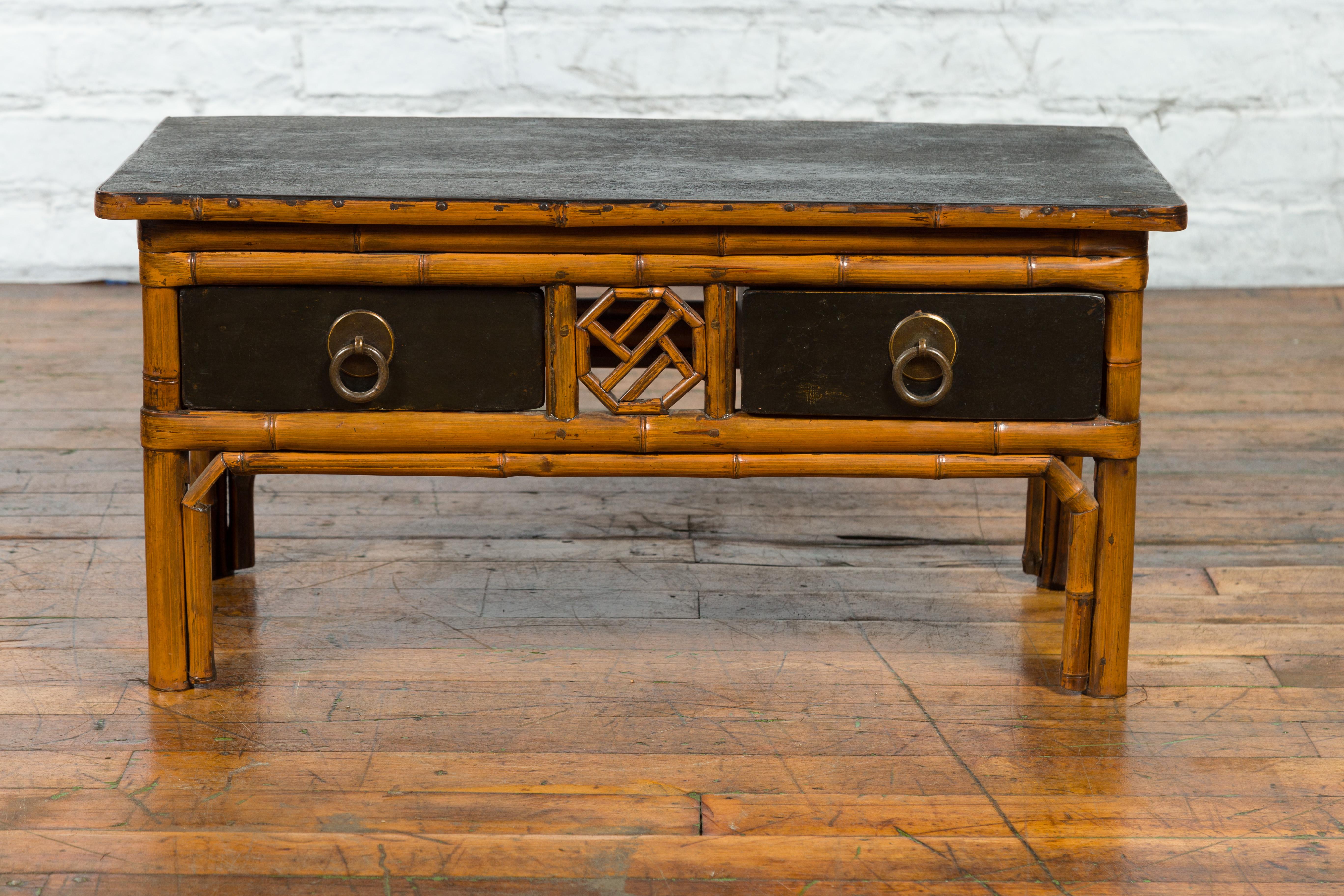 Chinese Vintage Black Lacquered Elmwood and Bamboo Side Table with Fretwork In Good Condition For Sale In Yonkers, NY