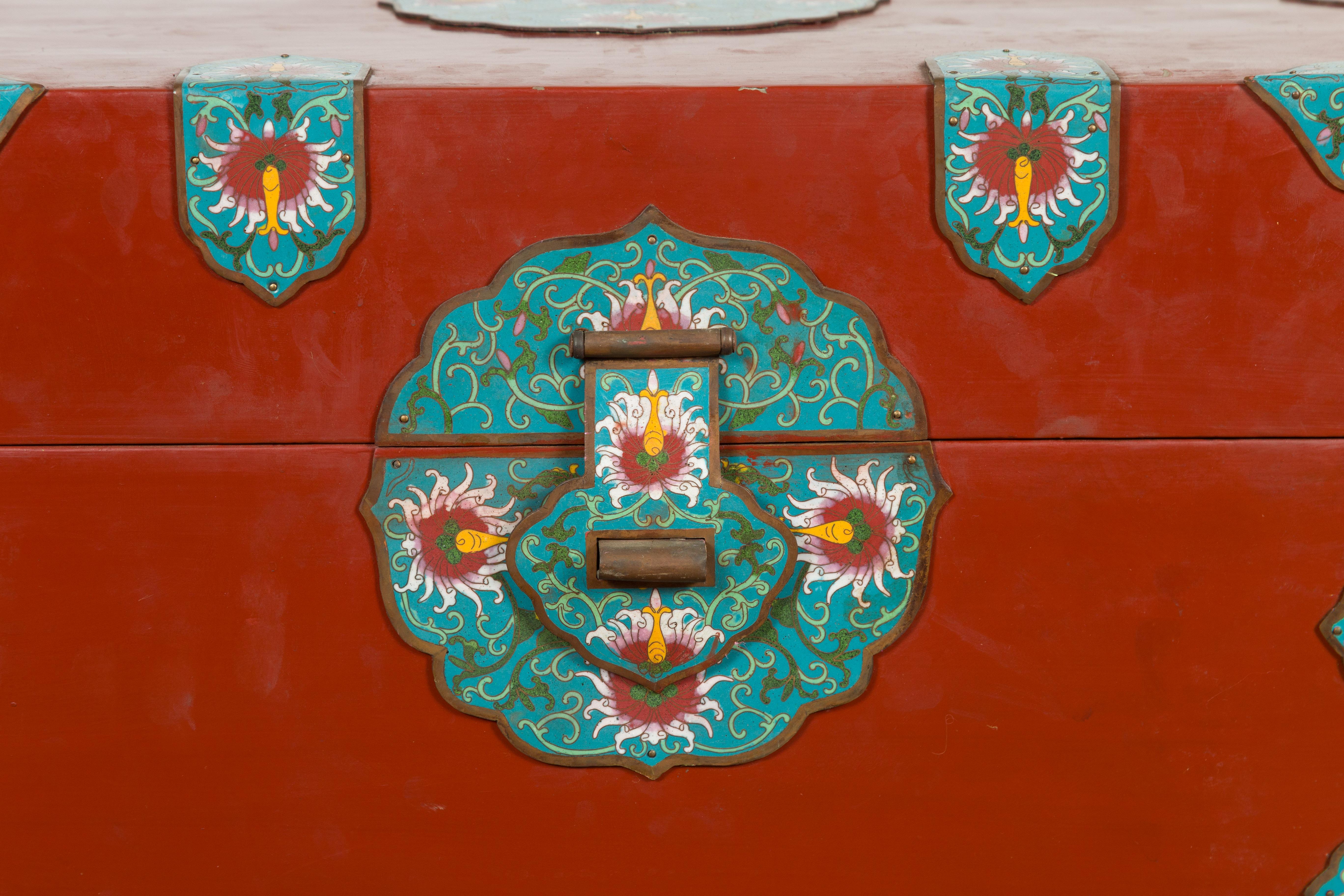 Chinese Vintage Blanket Chest with Red Lacquer and Cloisonné Floral Décor For Sale 5