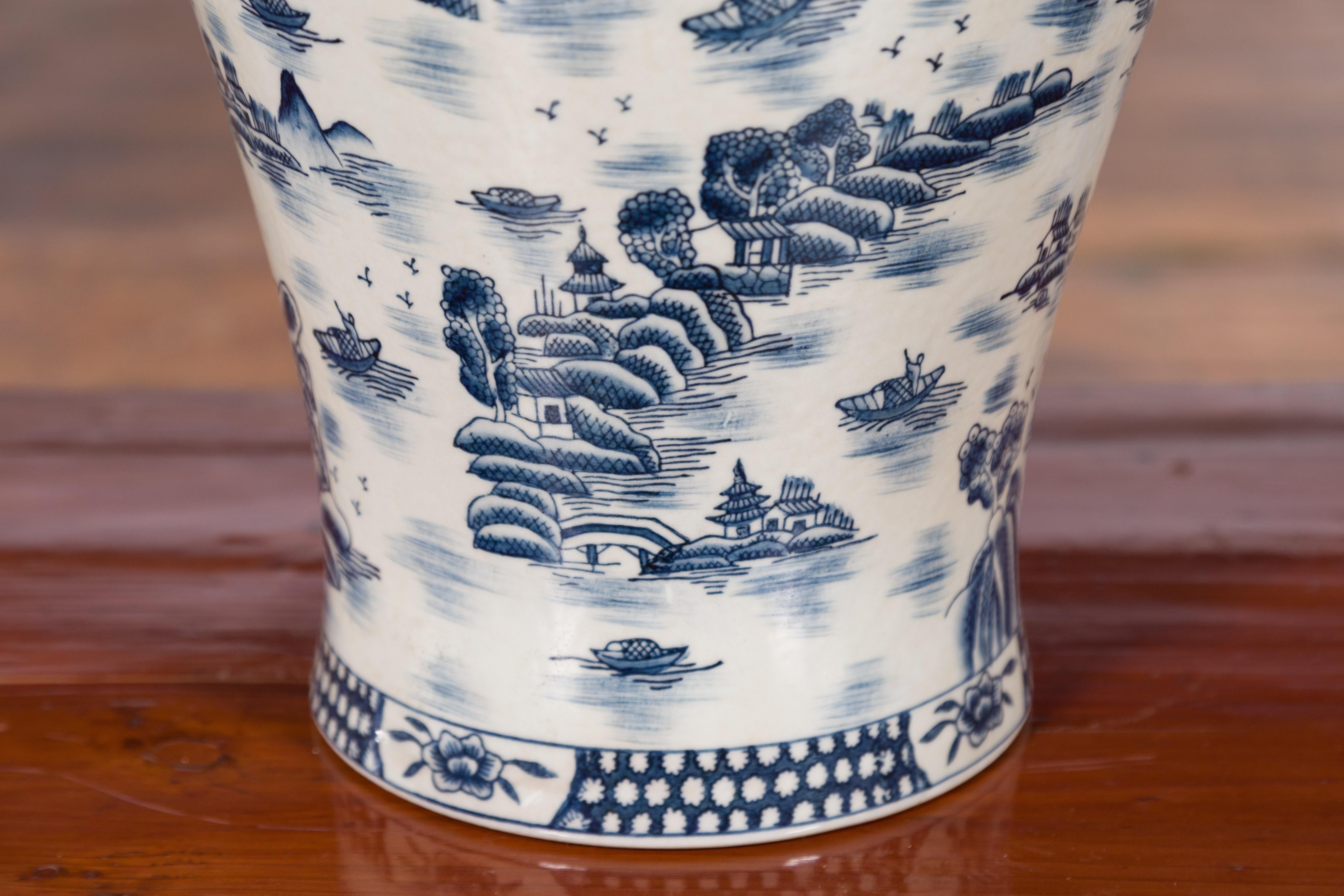Chinese Vintage Blue and White Porcelain Vase with Landscapes and Architectures For Sale 7