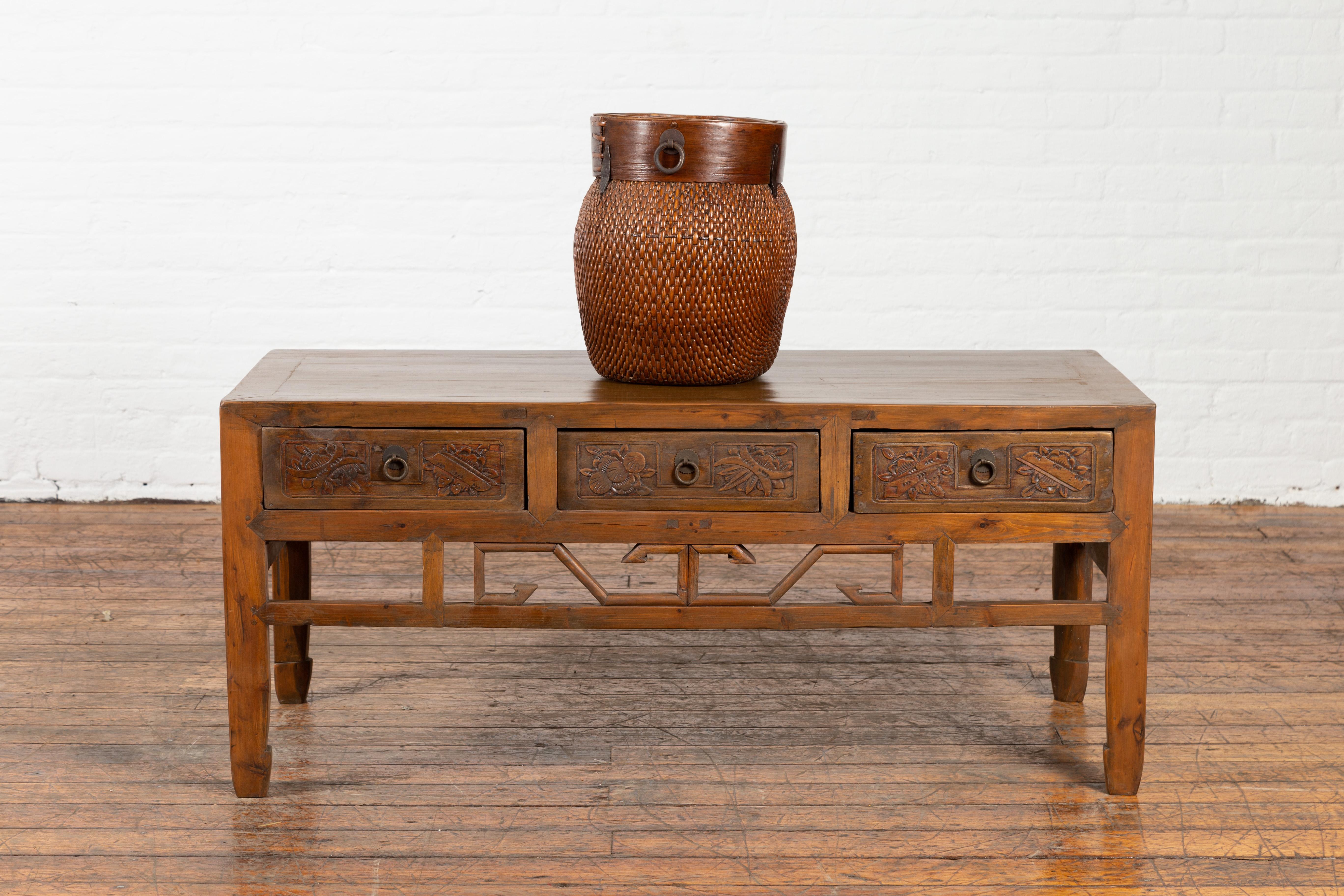 Chinese Vintage Coffee Table with Three Carved Drawers and Openwork Apron For Sale 5