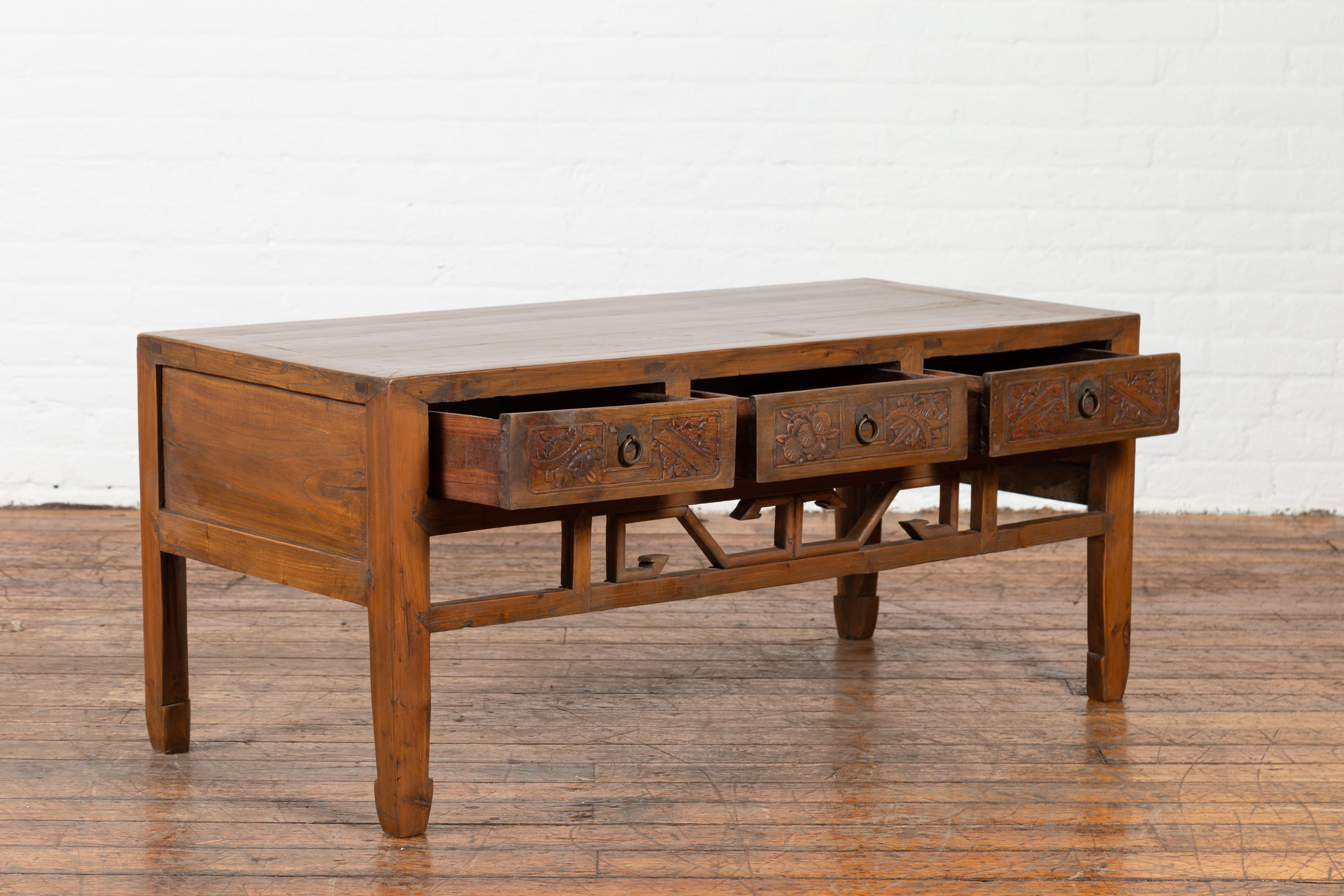 Chinese Vintage Coffee Table with Three Carved Drawers and Openwork Apron For Sale 6