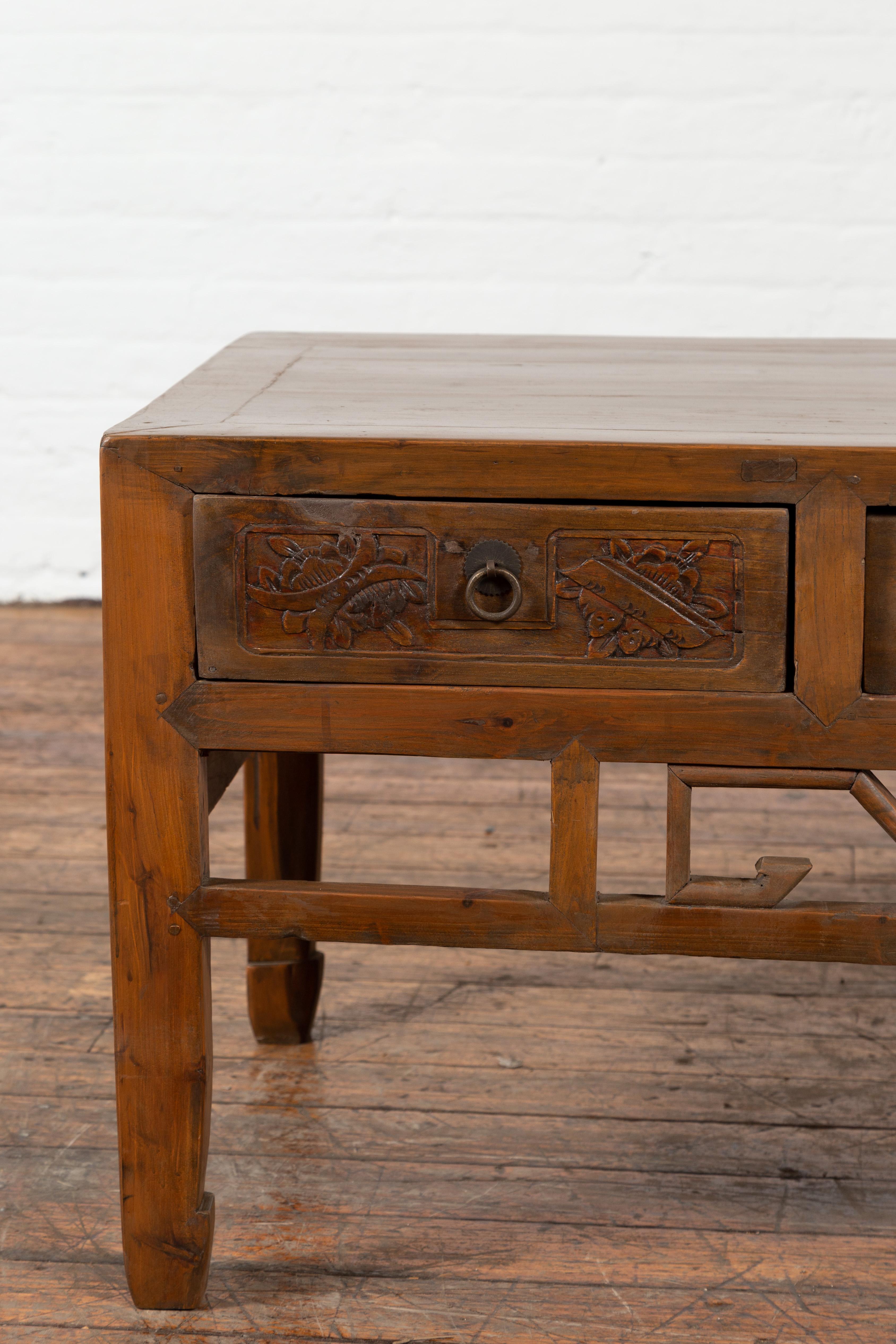 Chinese Vintage Coffee Table with Three Carved Drawers and Openwork Apron For Sale 2