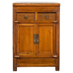 Vieille armoire d'appoint chinoise en bois d'orme brun avec deux tiroirs et deux portes doubles