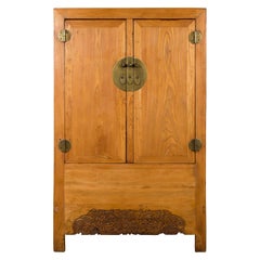 Vieille armoire de mariage en bois d'orme avec tiroirs cachés