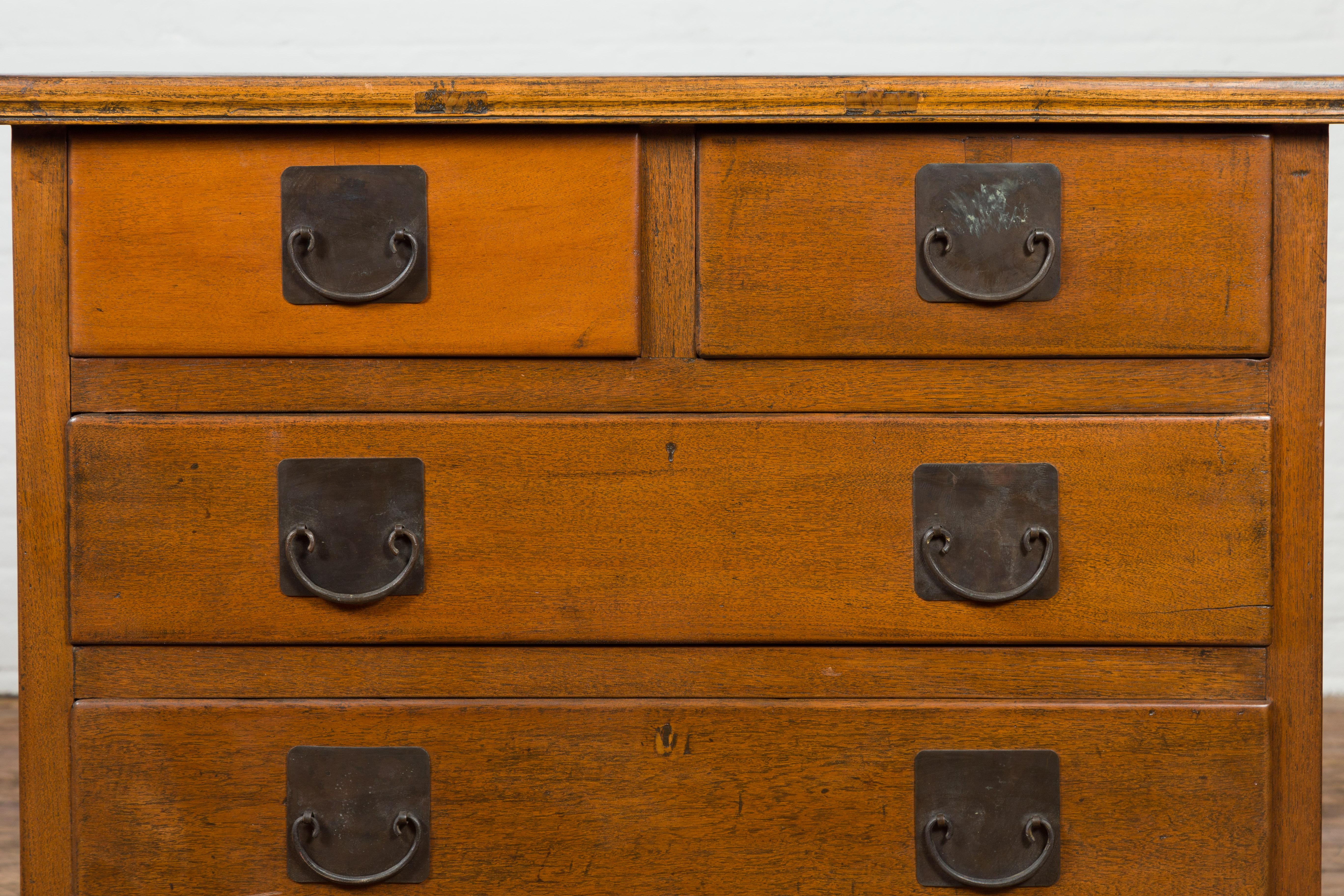 Chinese Vintage Four-Drawer Chest with Caramel Patina and Iron Hardware For Sale 4