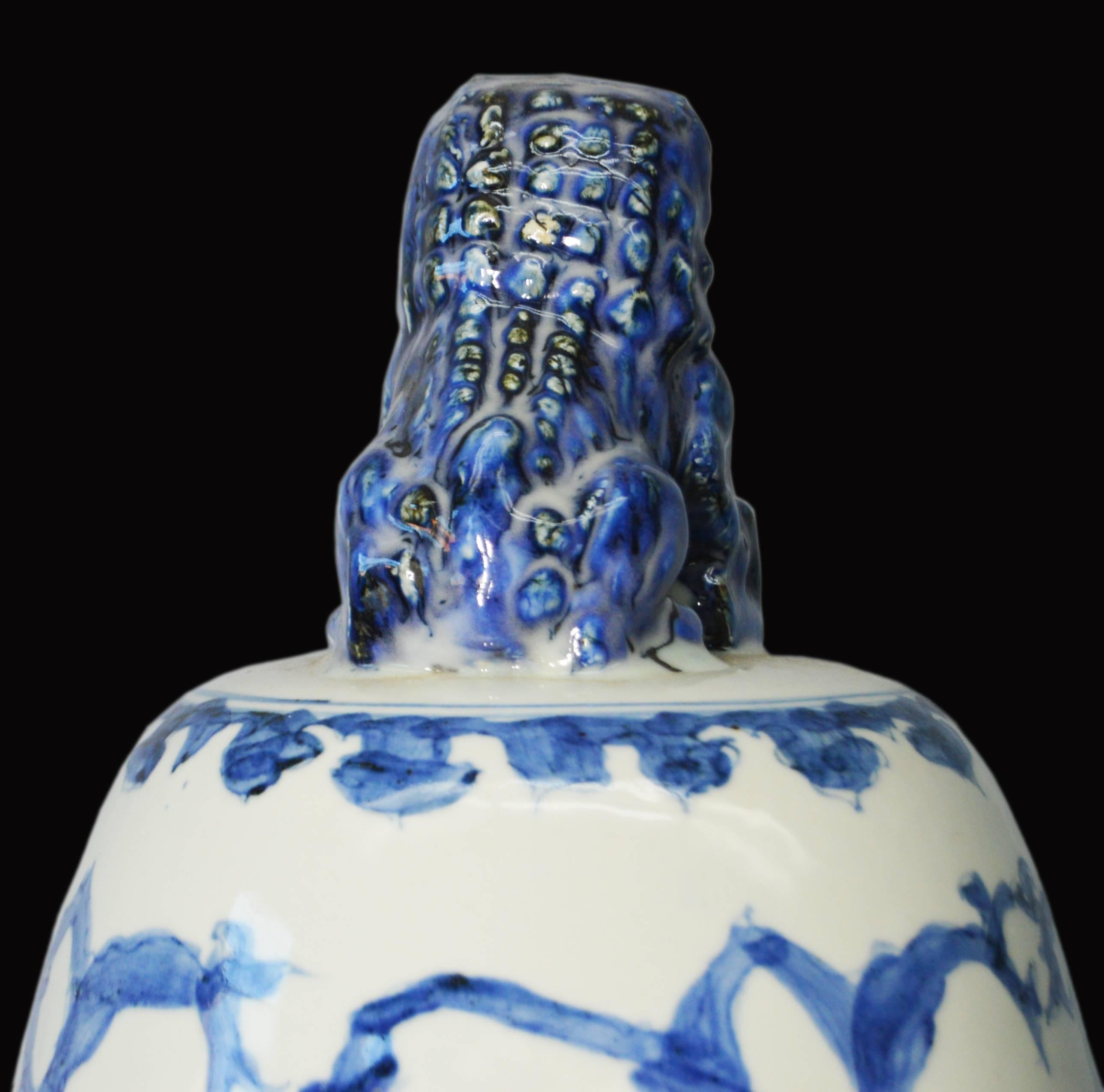 Chinese Vintage Hand-Painted Blue and White Porcelain Vase with Dragon 4