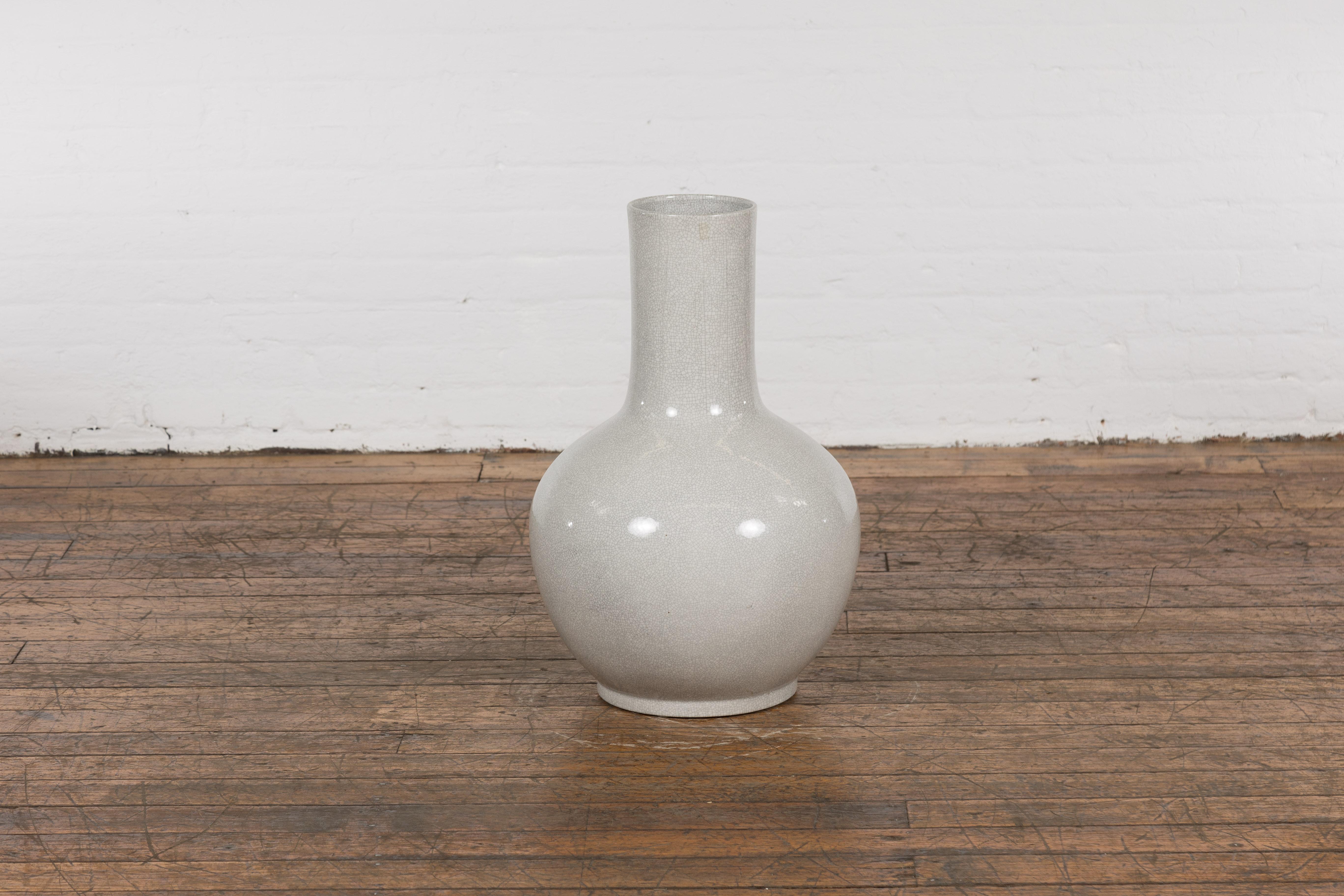 Chinese Vintage Kendi Shape Vase with Crackle Grey and White Finish In Good Condition For Sale In Yonkers, NY