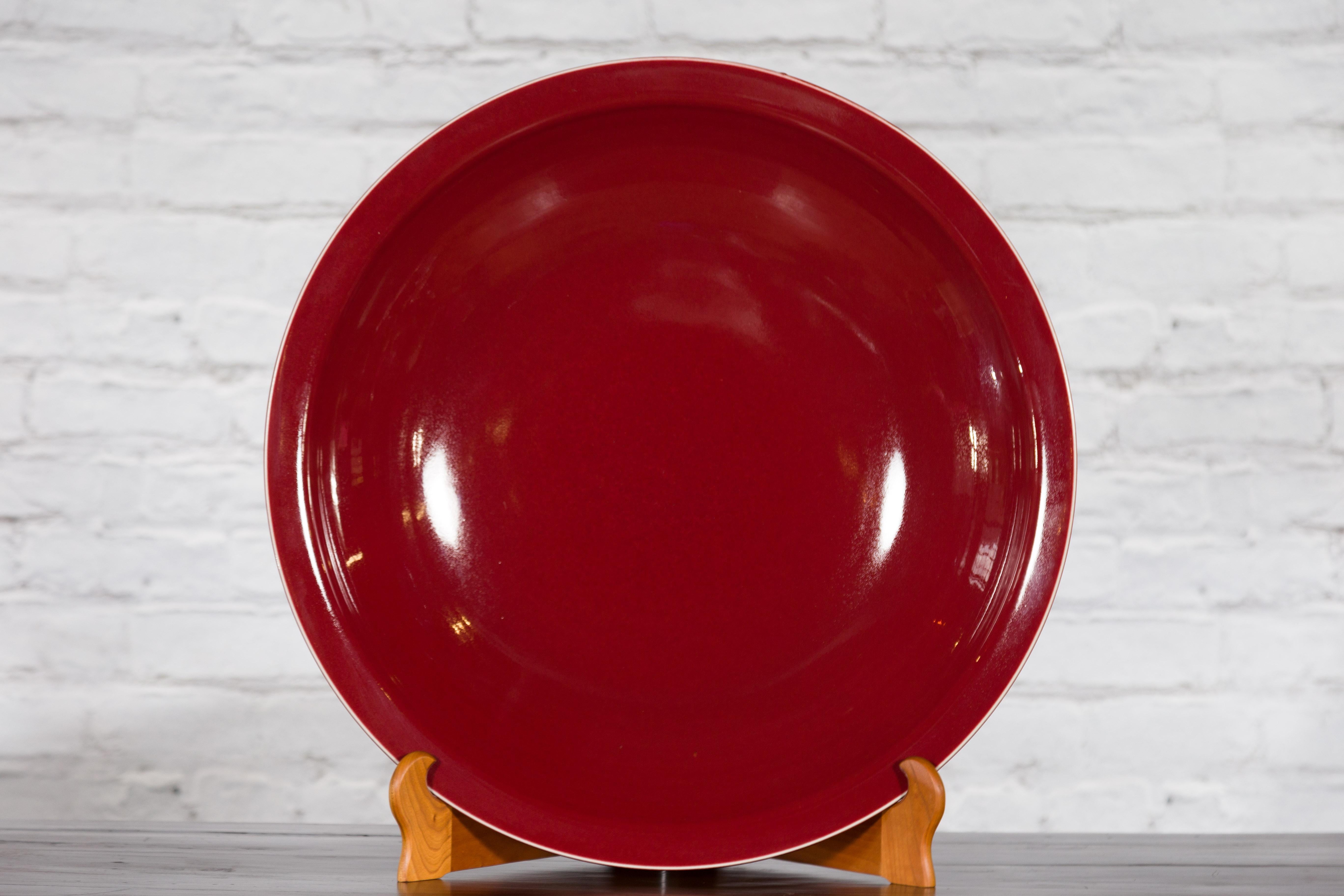 Chinese Vintage Large Porcelain Platter with Oxblood Color For Sale 11