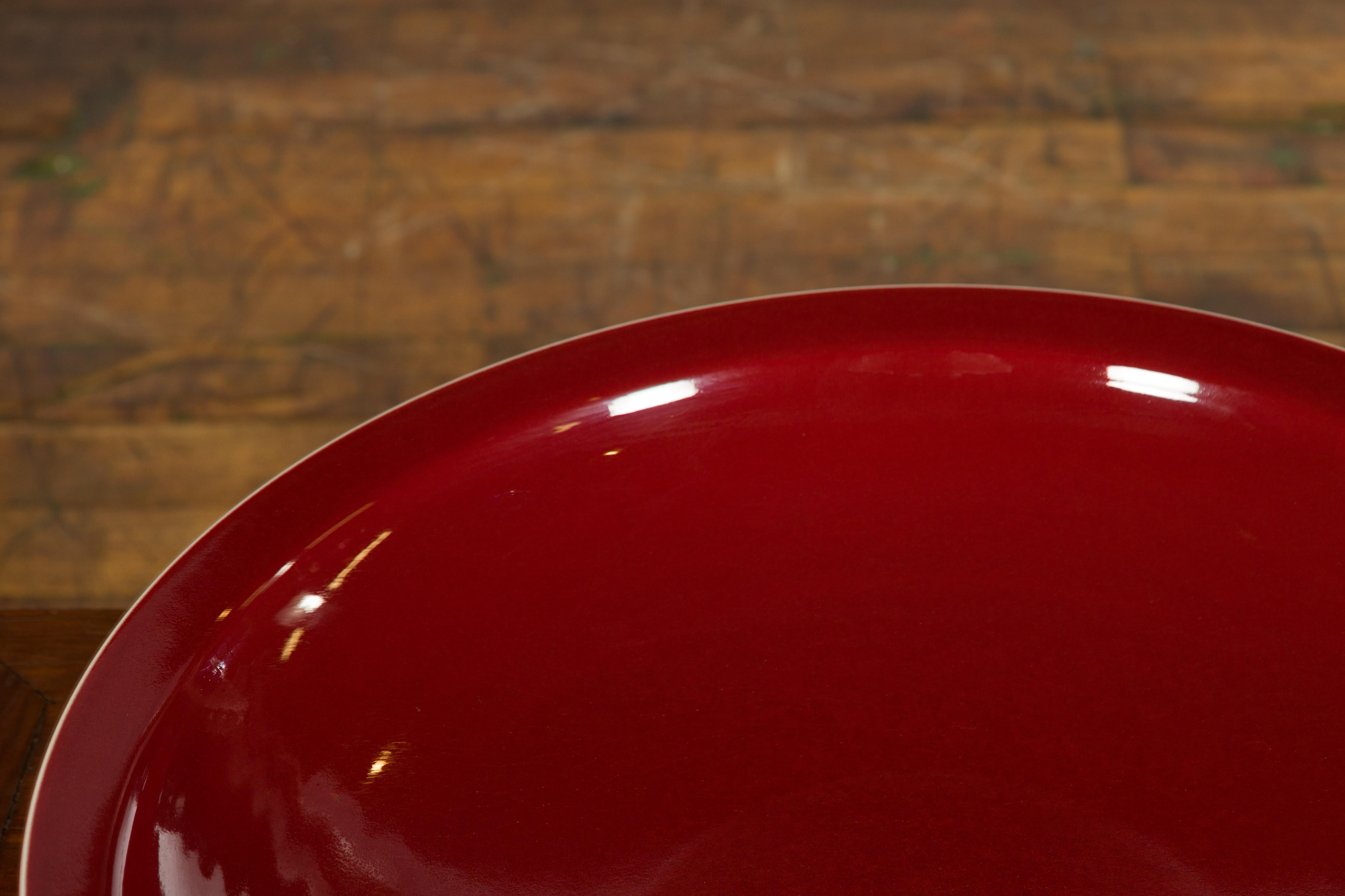 Chinese Vintage Large Porcelain Platter with Oxblood Color For Sale 4