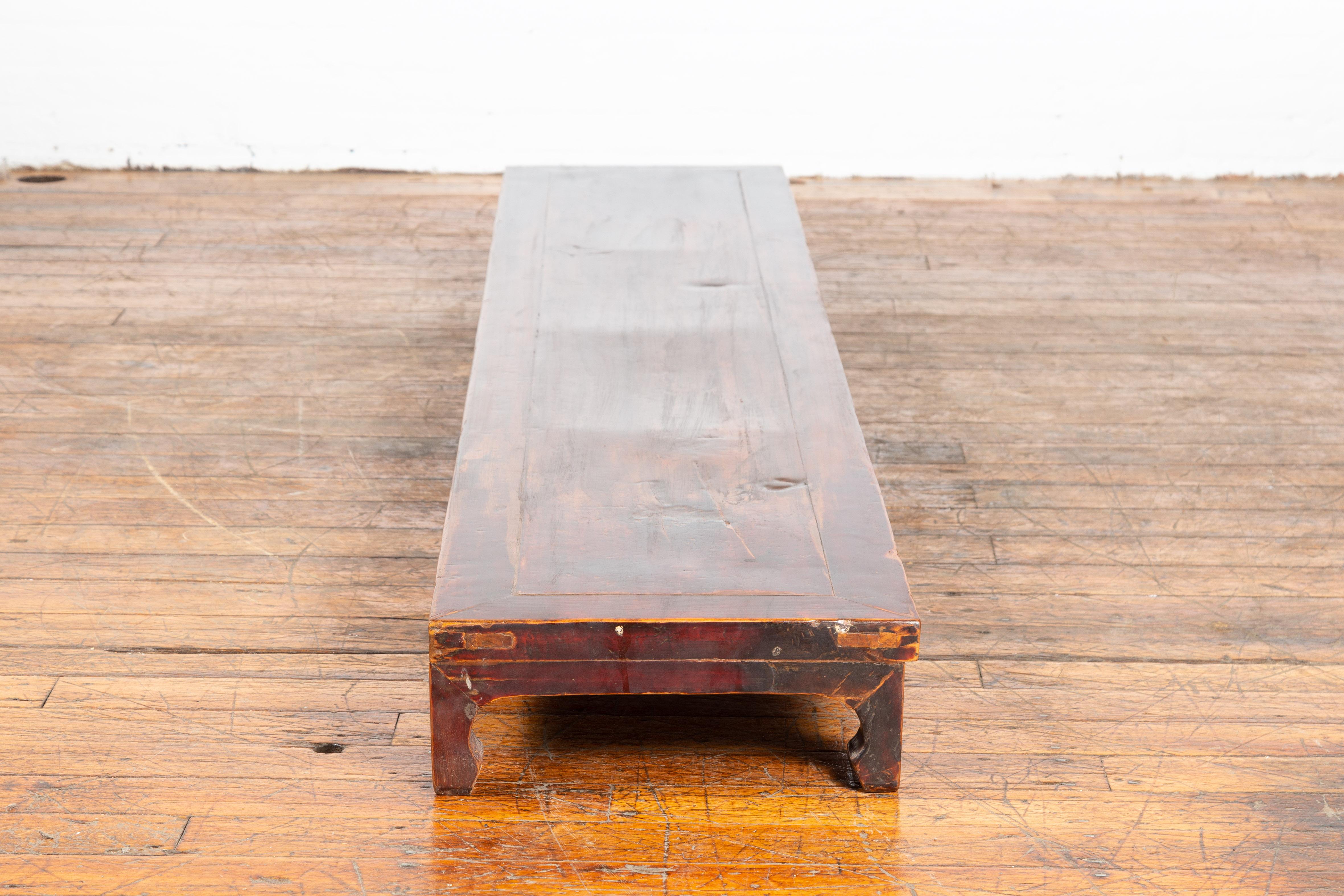 Chinese Vintage Low Kang Table with Distressed Patina and Carved Feet For Sale 6