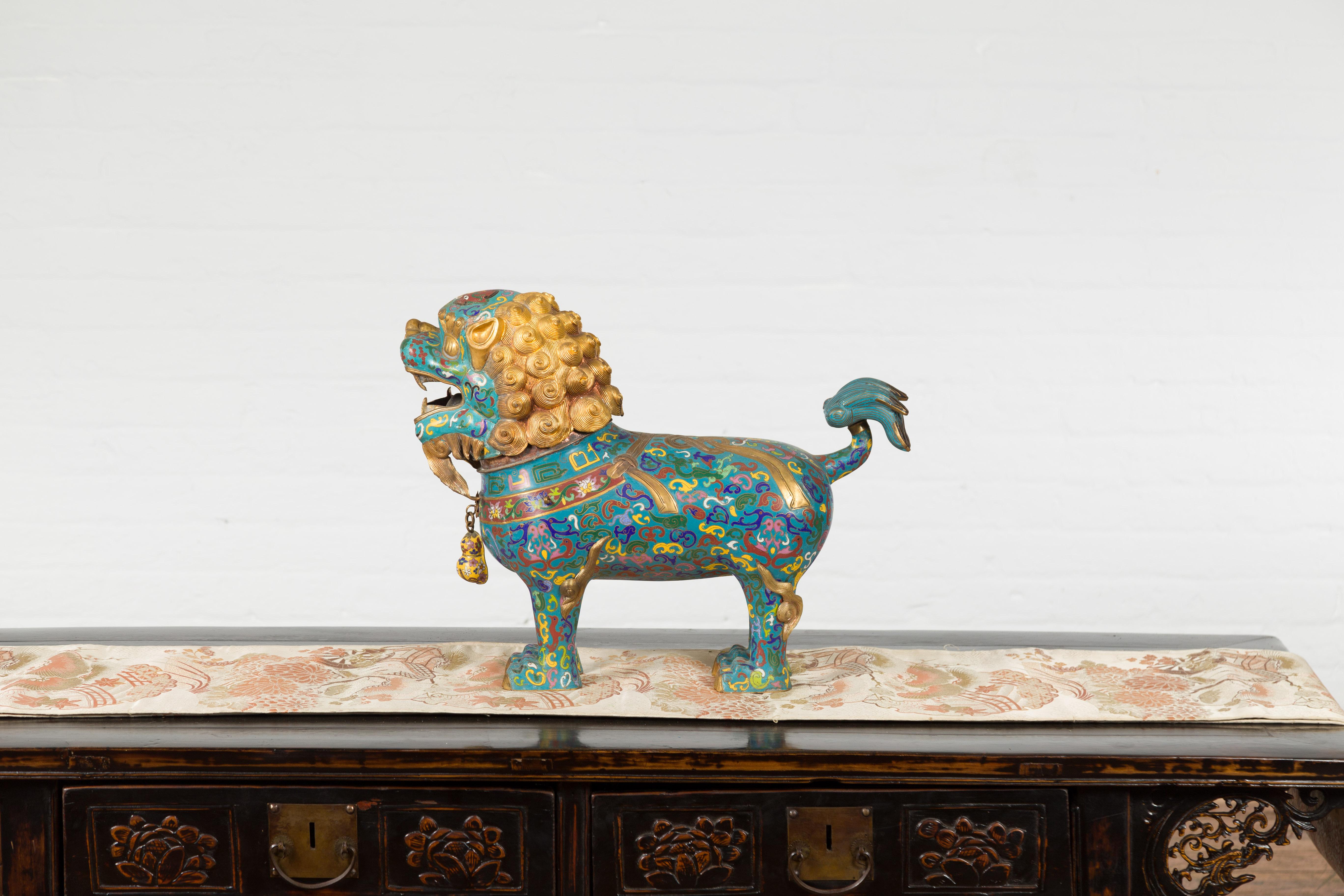 Chinese Vintage Metal Cloisonné Foo Dog Guardian Lion with Teal and Golden Tones 5
