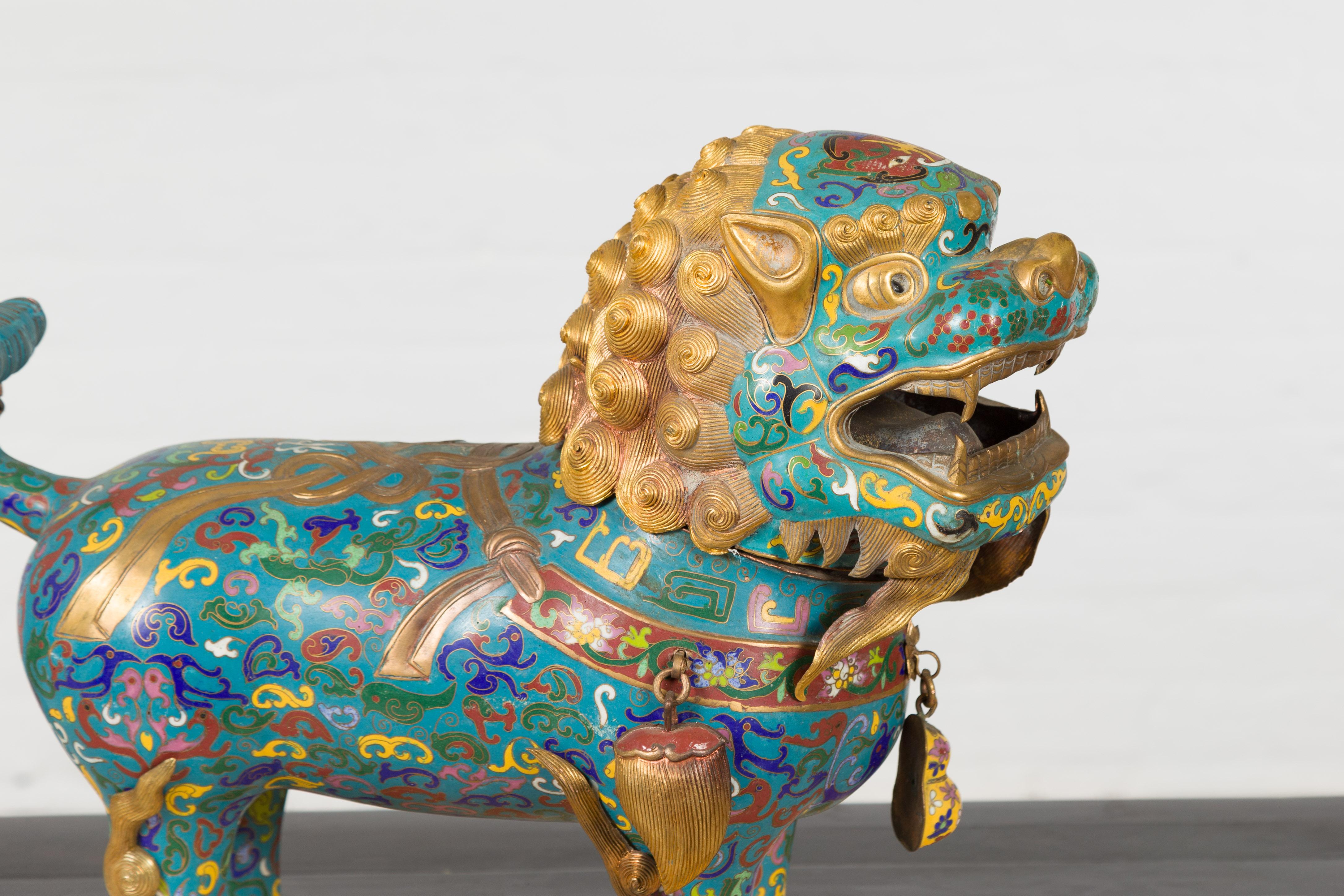 Chinese Vintage Metal Cloisonné Foo Dog Guardian Lion with Teal and Golden Tones In Good Condition In Yonkers, NY