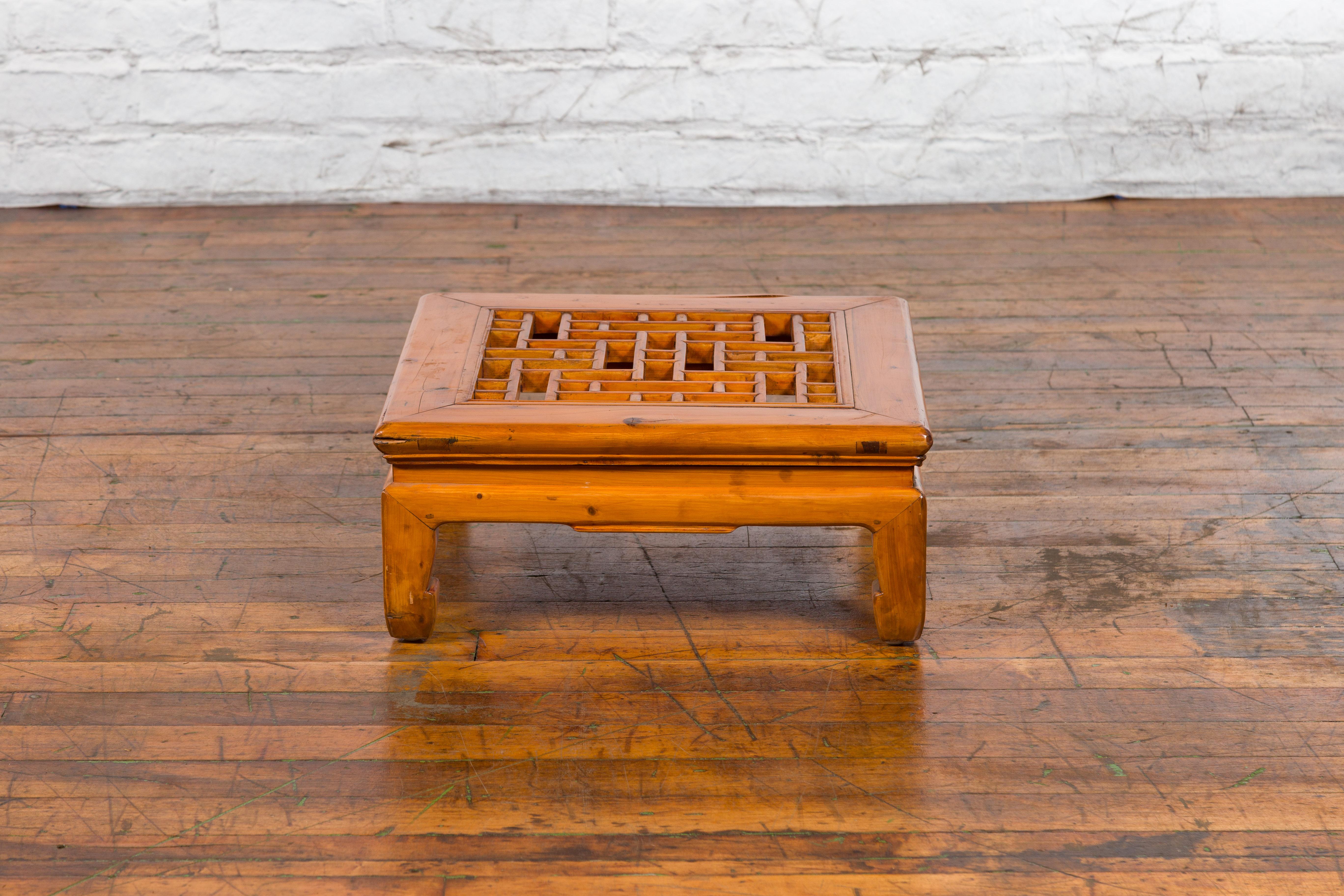 Chinese Vintage Ming Dynasty Style Elmwood Low Prayer Table with Fretwork Top For Sale 6