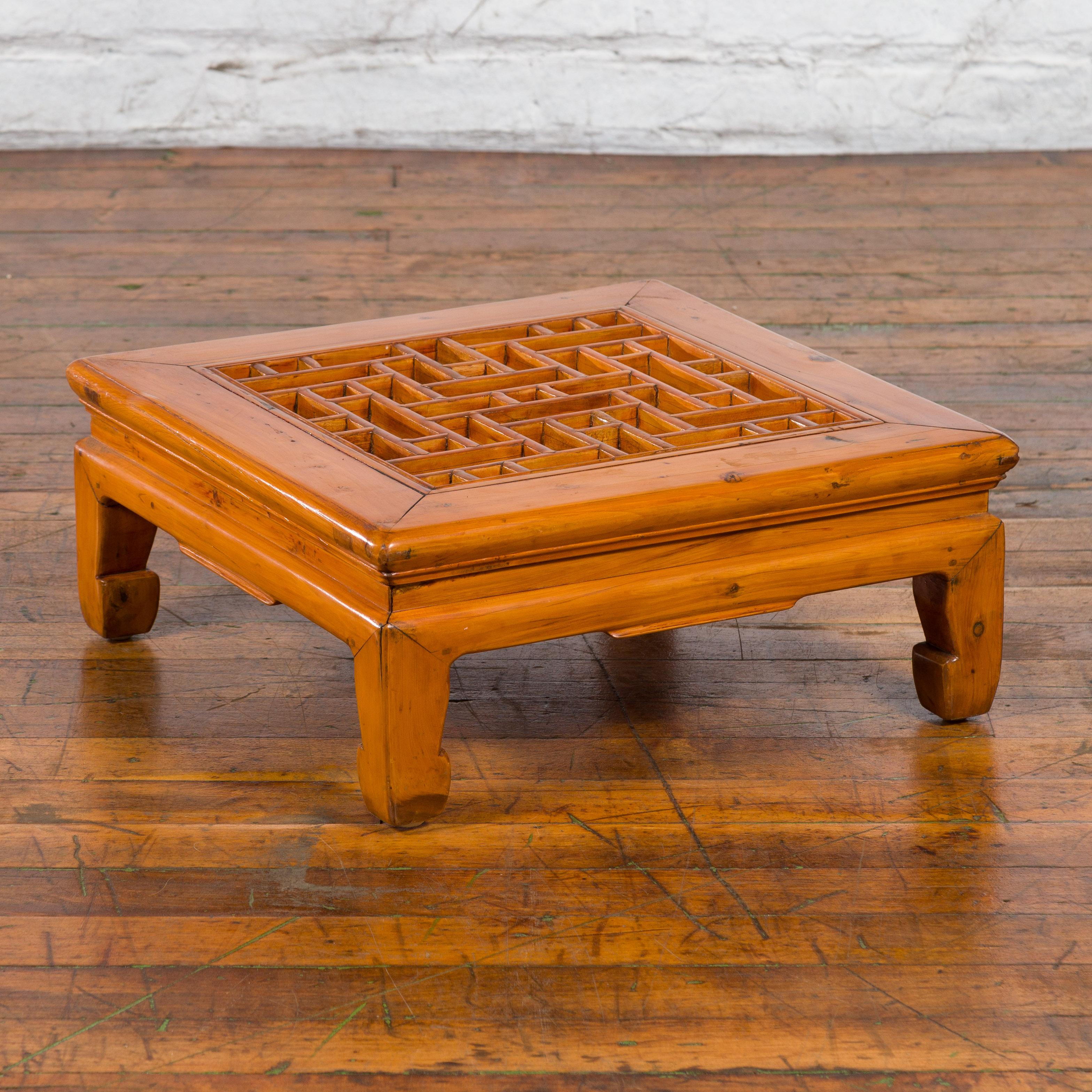Chinese Vintage Ming Dynasty Style Elmwood Low Prayer Table with Fretwork Top For Sale 2