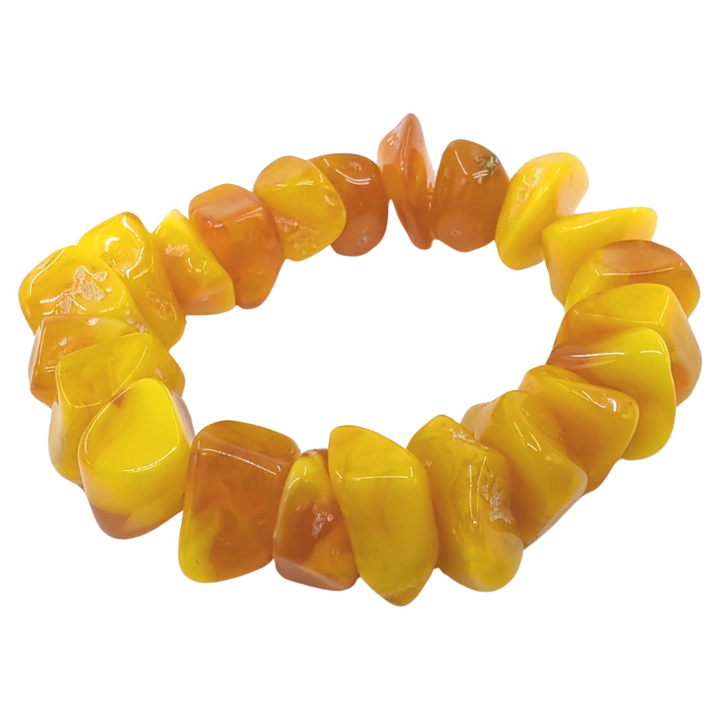 Bracelet chinois vintage en cire d'abeille polie de forme naturelle jaune intense