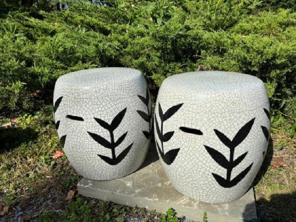 Ceramic Chinese Vintage Pair Richly Hand-Glazed Leaf Garden Stools For Sale