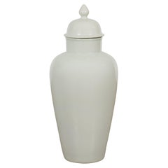 Weiße Vintage-Vase aus weißem Porzellan mit Deckel
