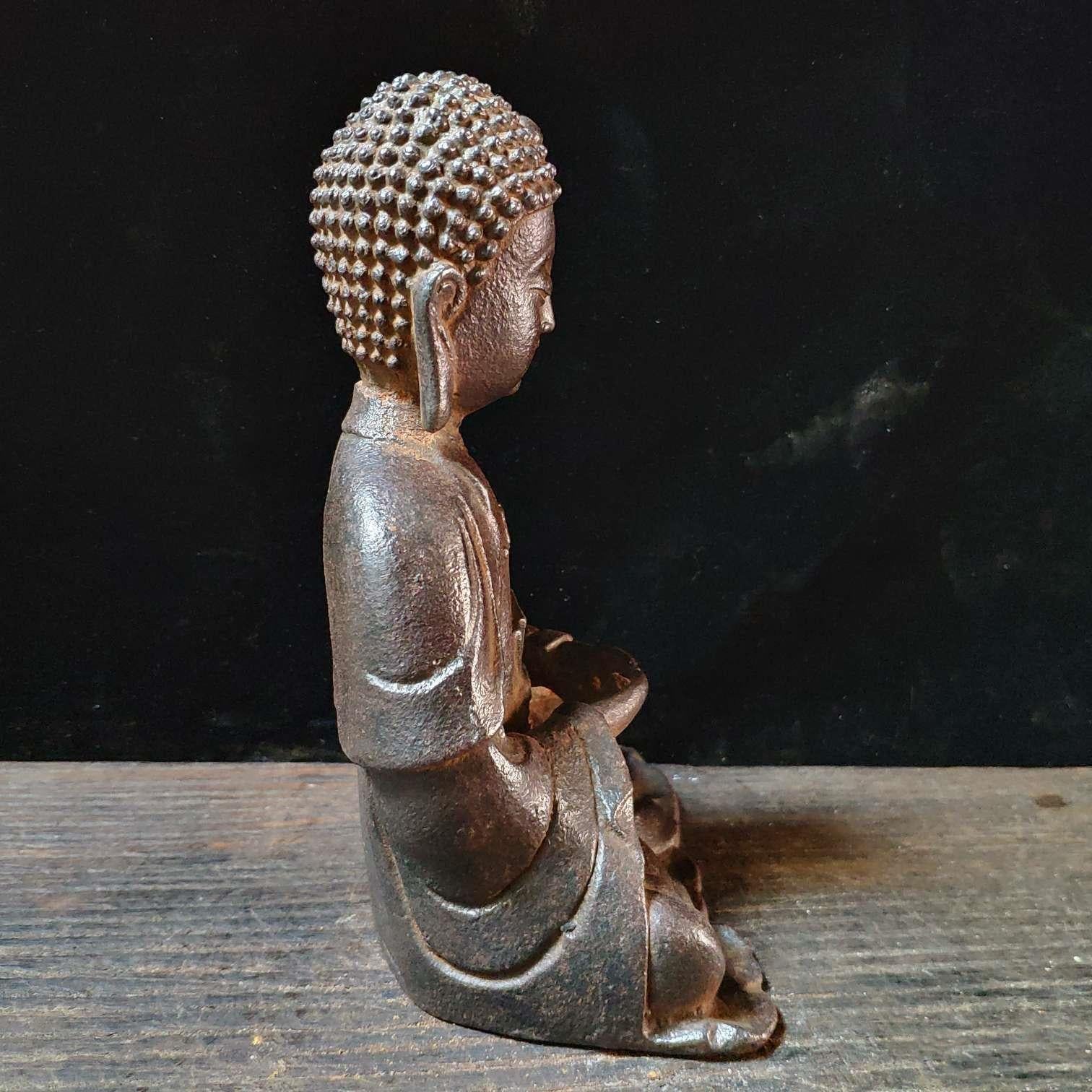 19th Century Chinese Vintage Rare Iron Zazen Buddha Statue For Sale