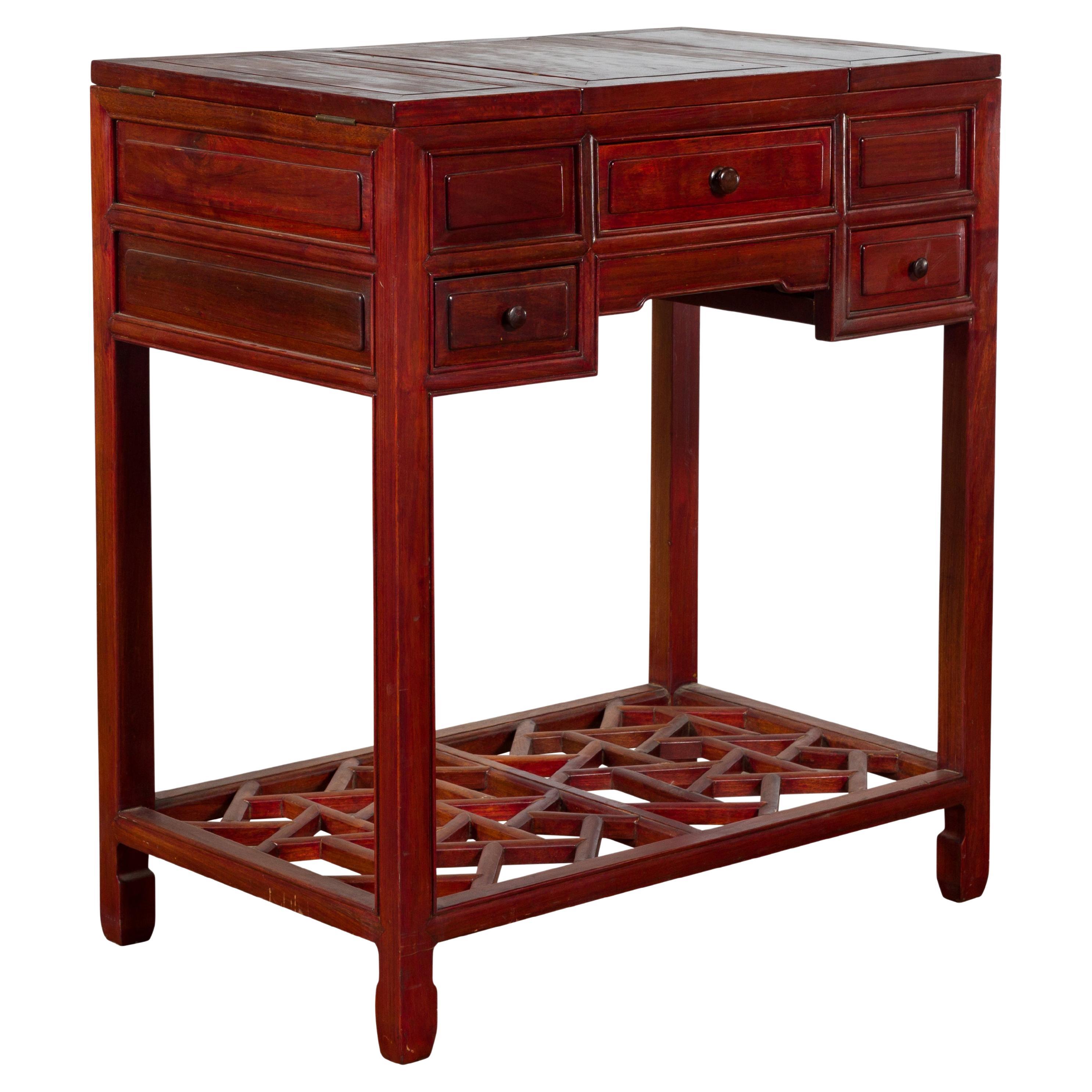 Table de coiffeuse chinoise vintage à trois tiroirs en bois laqué rouge avec miroir pliant