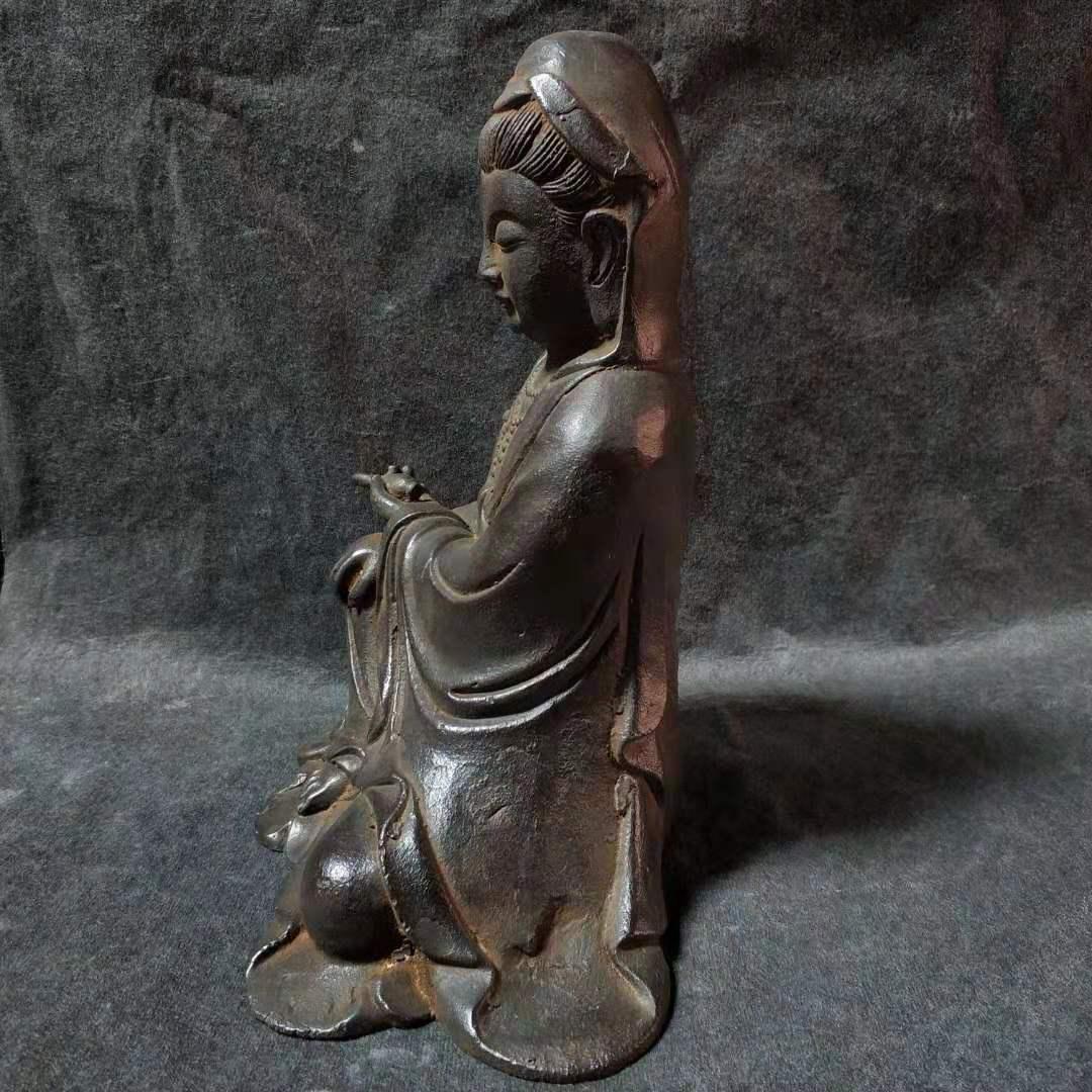 19th Century Chinese Vintage South China Sea Guanyin Buddha Statue For Sale