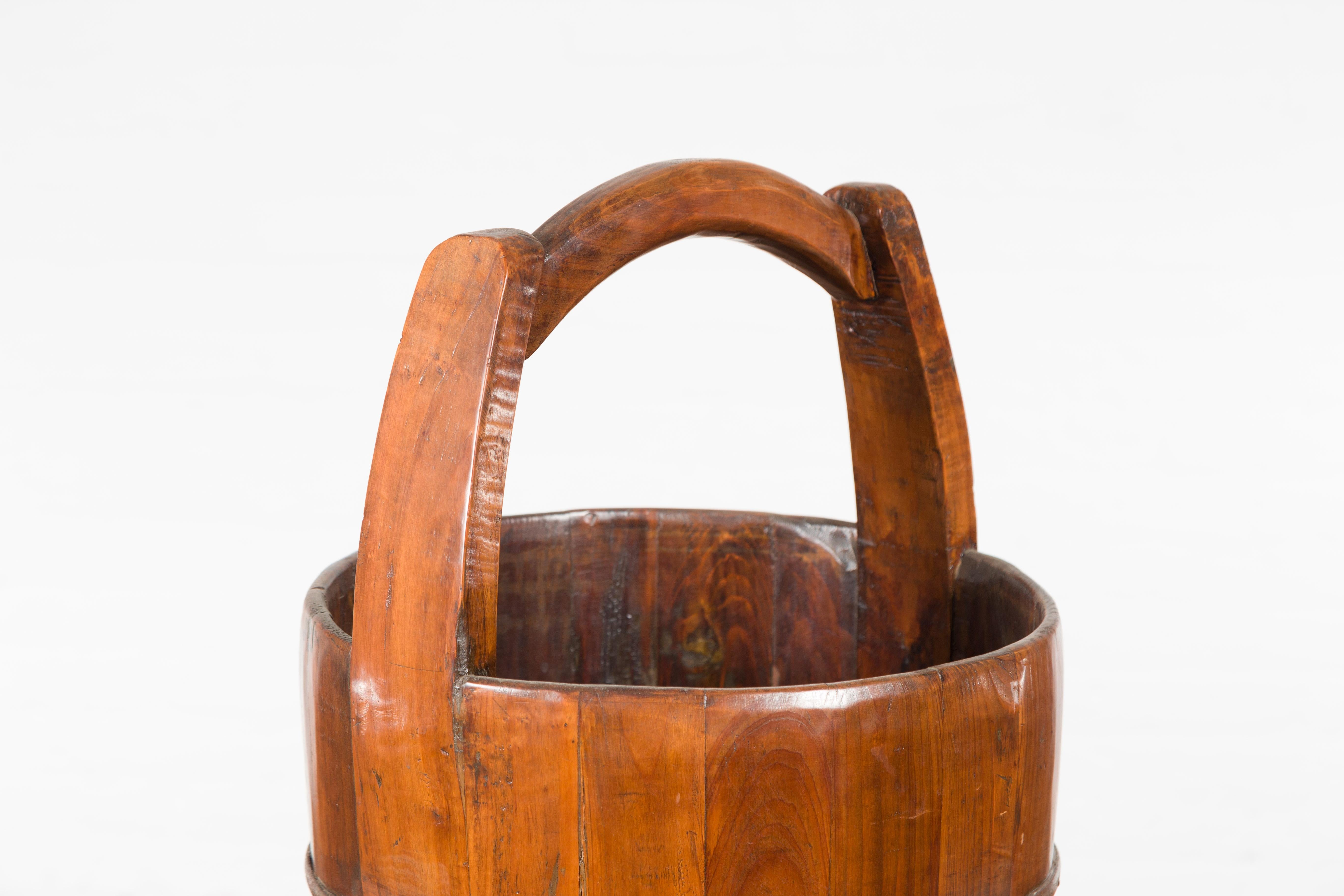 Chinese Vintage Wooden Grain Basket with Large Handle and Patina 3