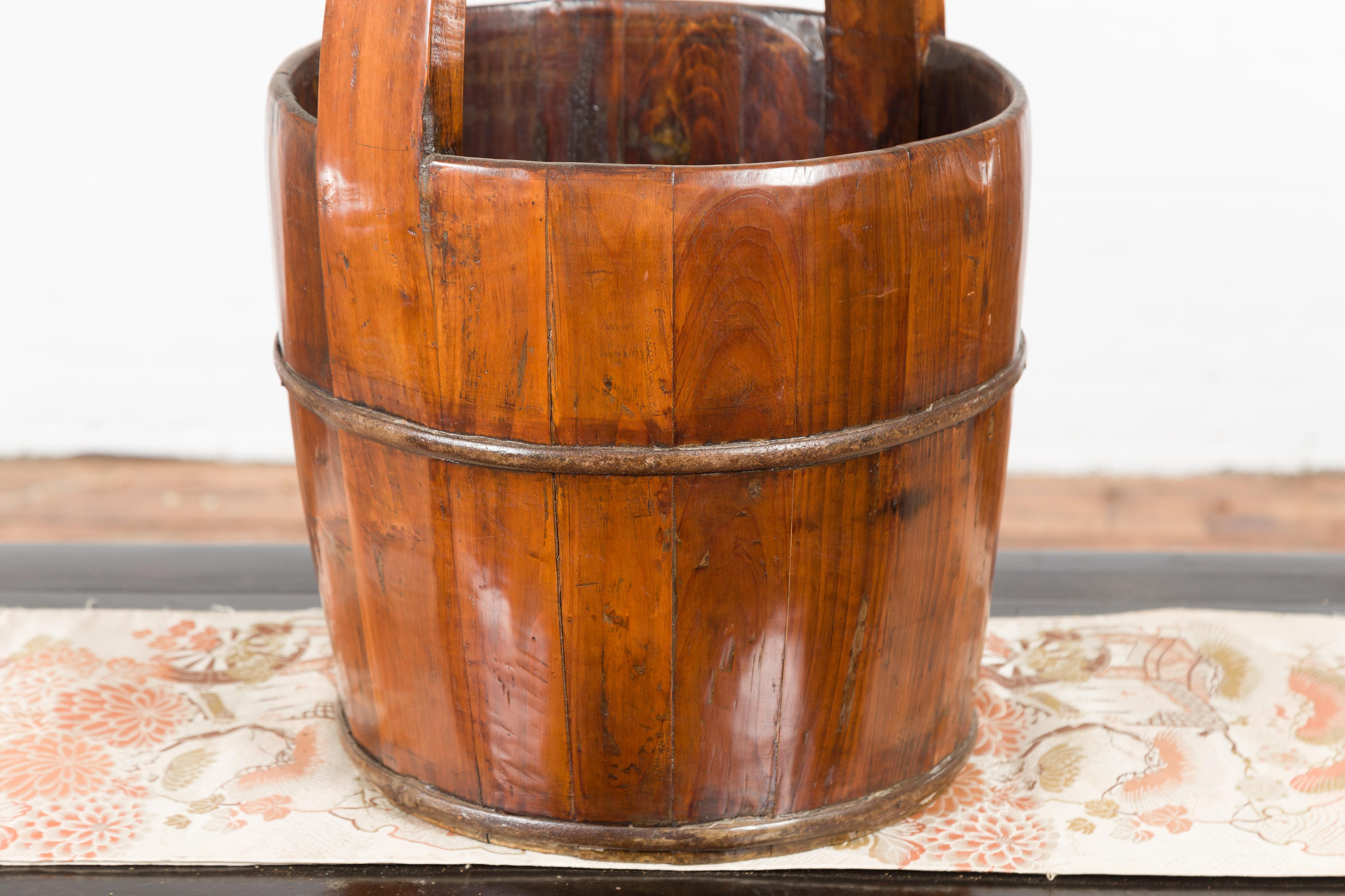 Chinese Vintage Wooden Grain Basket with Large Handle and Patina 4