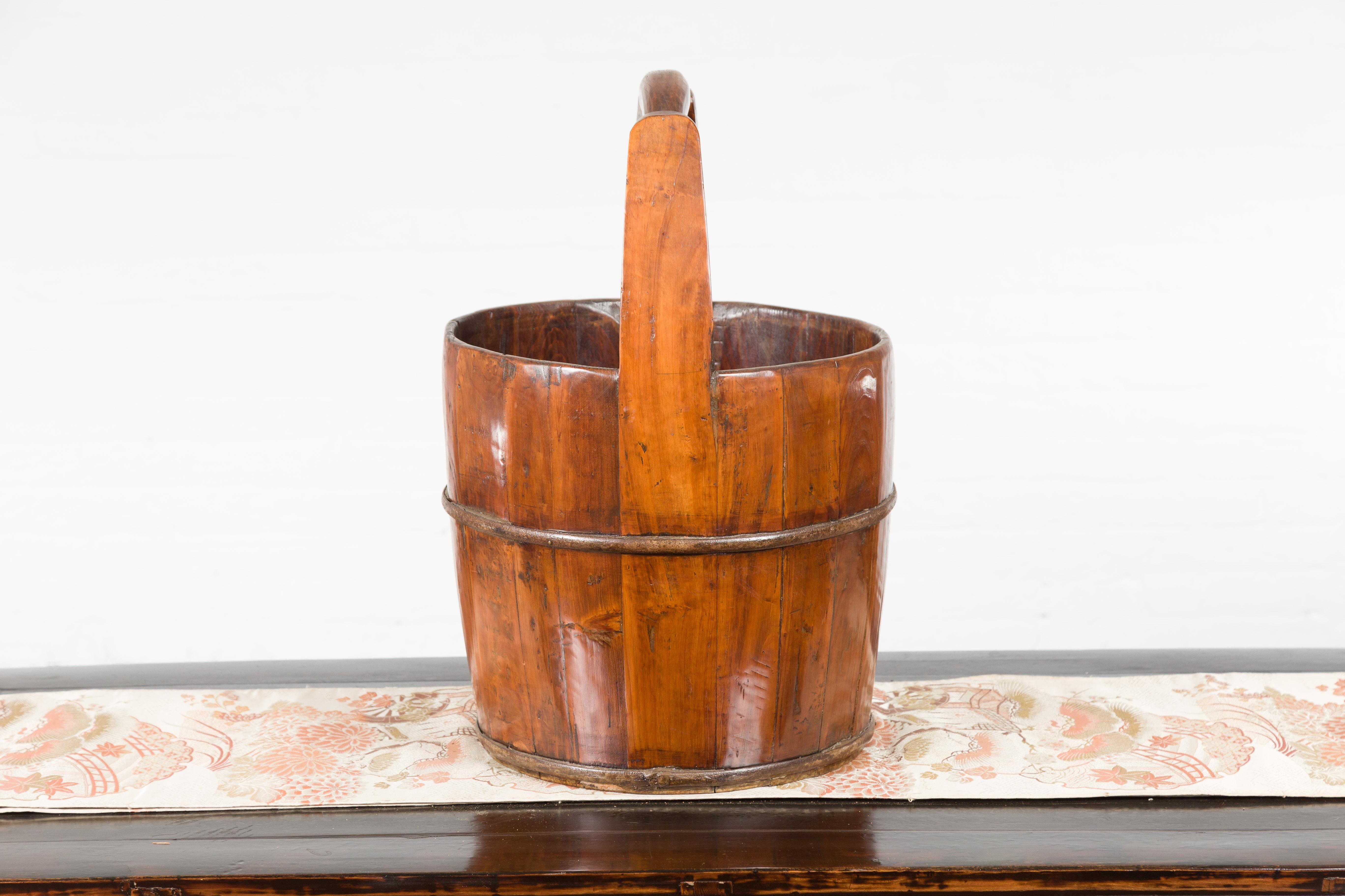 Chinese Vintage Wooden Grain Basket with Large Handle and Patina 5