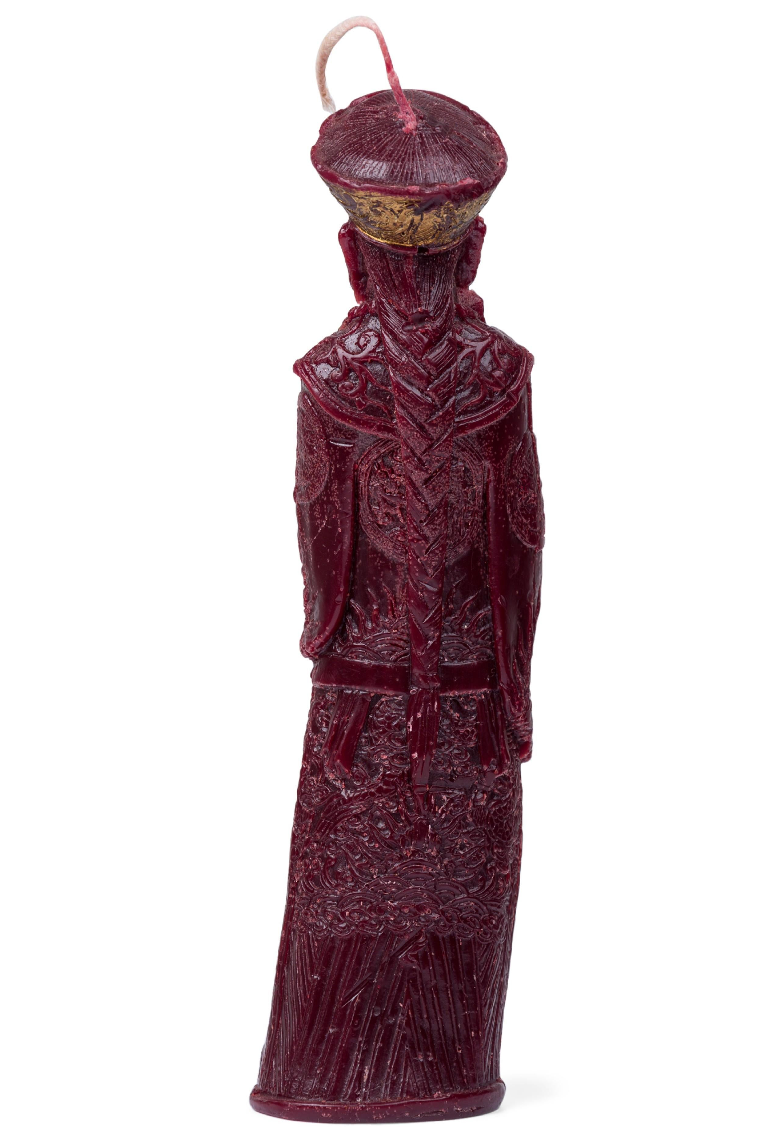 Cinese Chinese Wax Candle Figure Depicting an Emperor in vendita