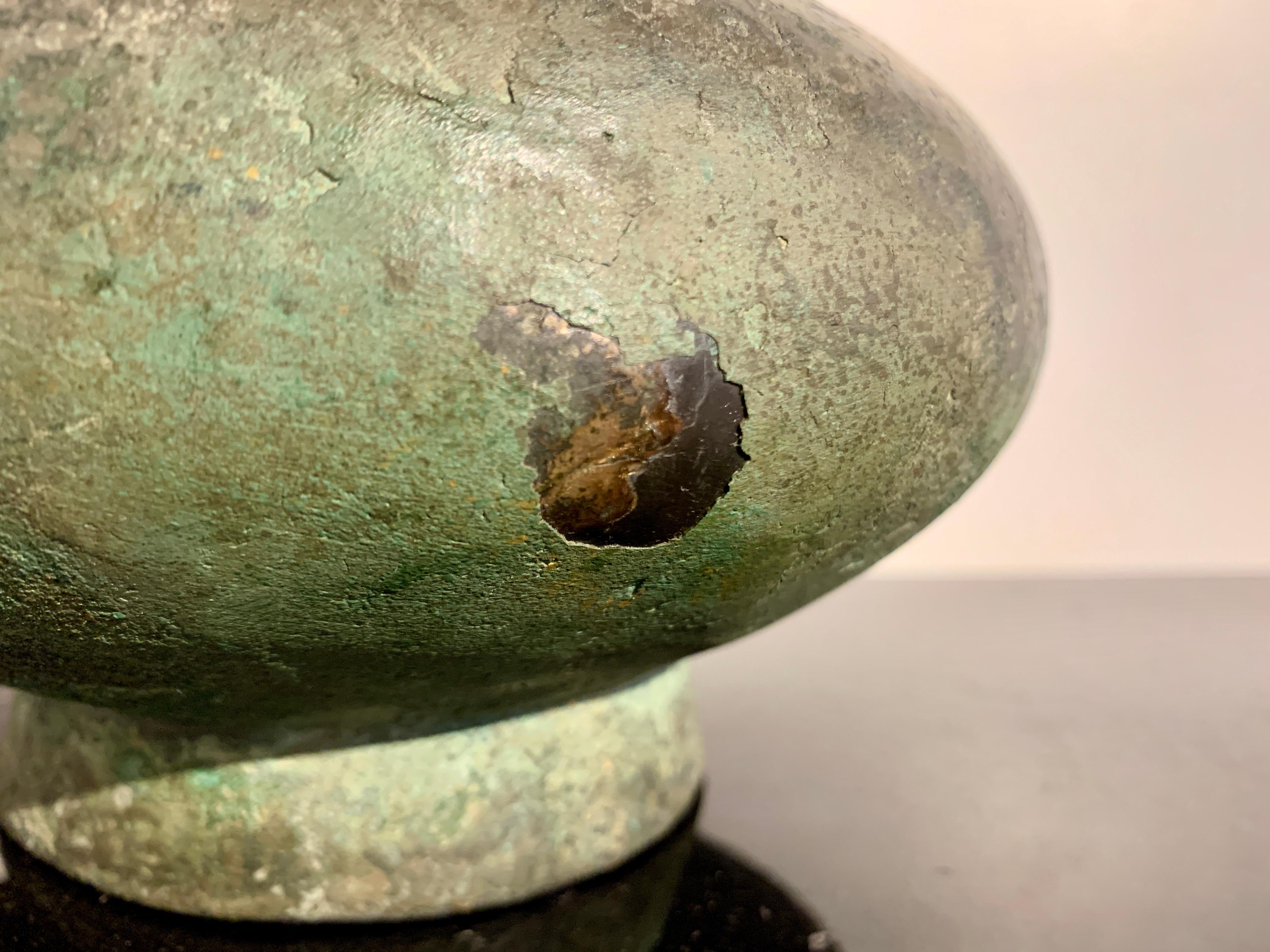 Chinese Western Han Dynasty Bronze Garlic Head Vase, 206 BC - 25 AD For Sale 6