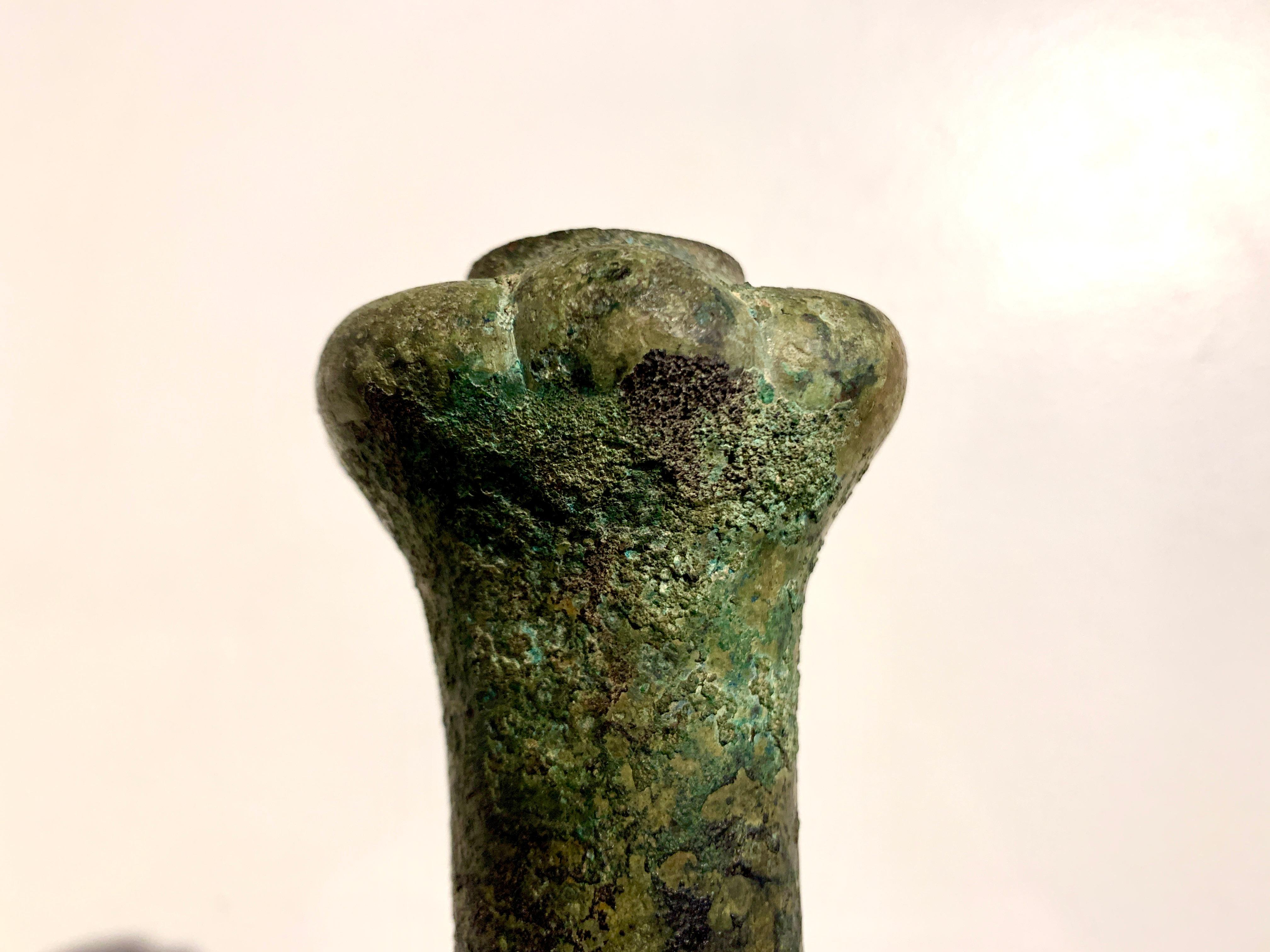 Chinese Western Han Dynasty Bronze Garlic Head Vase, 206 BC - 25 AD For Sale 2