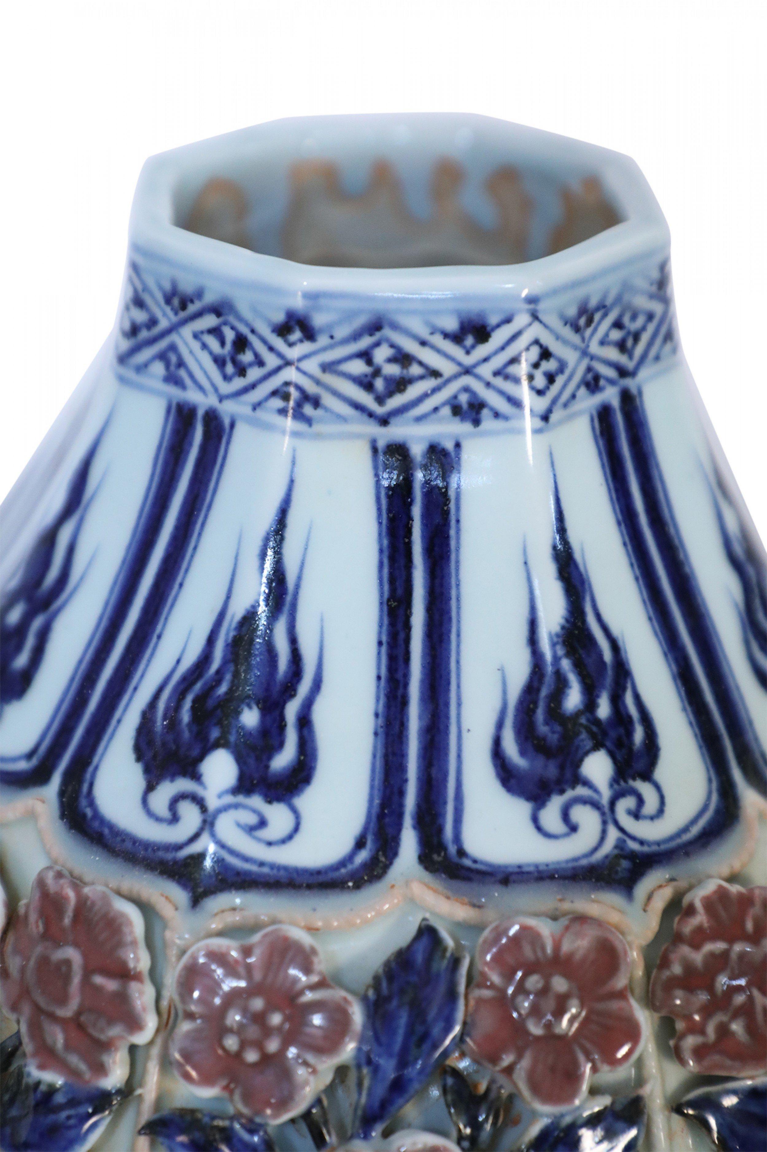 Chinese White and Blue and Raised Rose Design Double Gourd Porcelain Vase 7