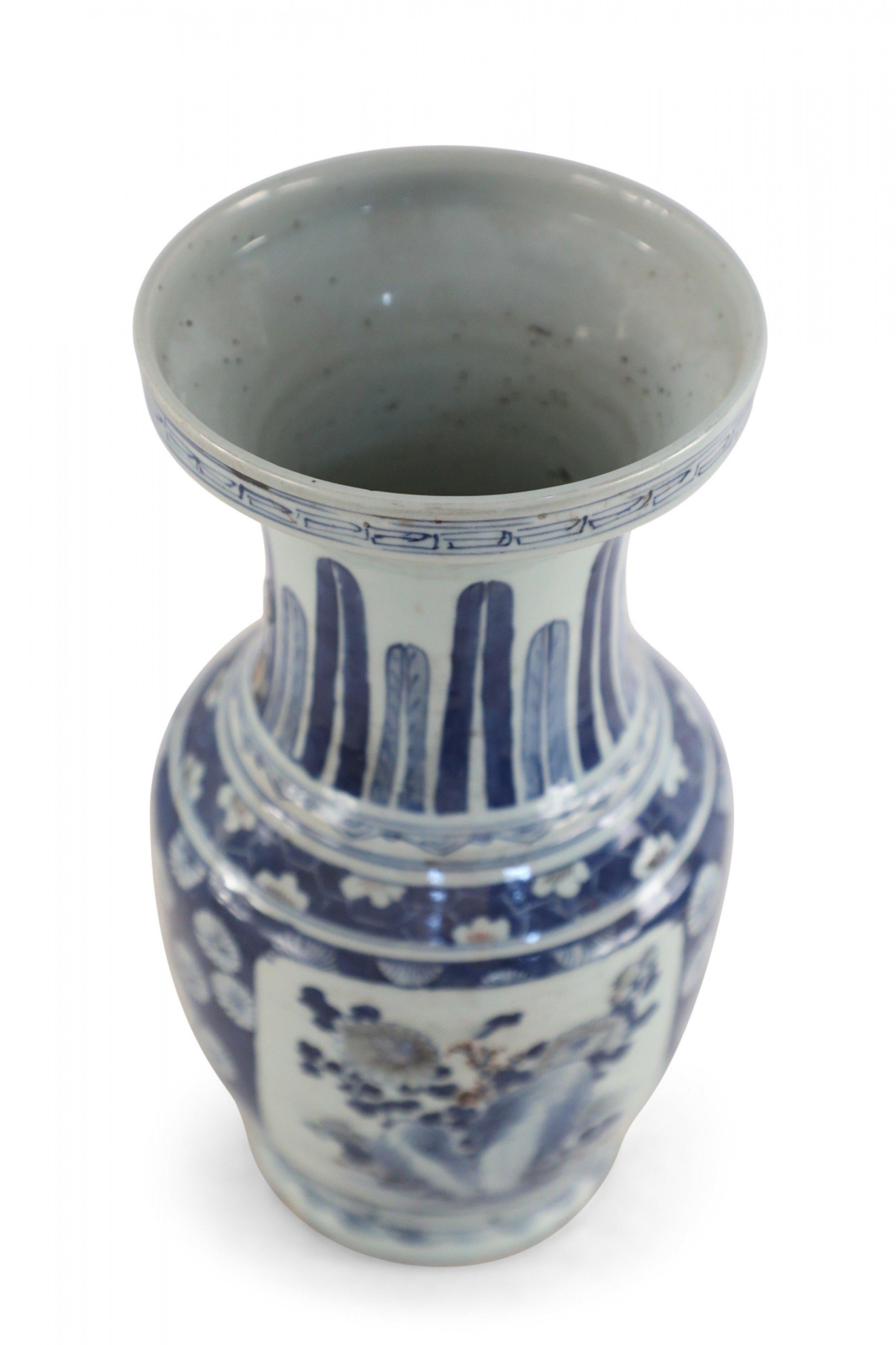 Chinese White and Blue Floral and Feather Motif Porcelain Urn For Sale 3