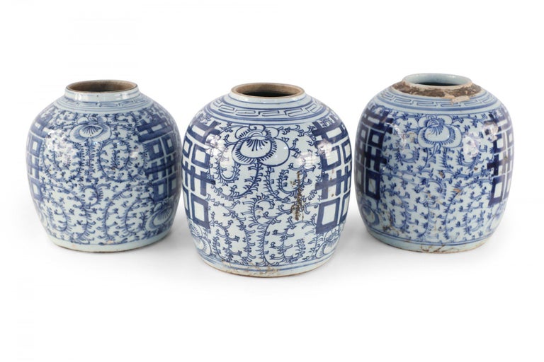 Porcelain Chinese White and Blue Floral Ginger Jar Vases For Sale
