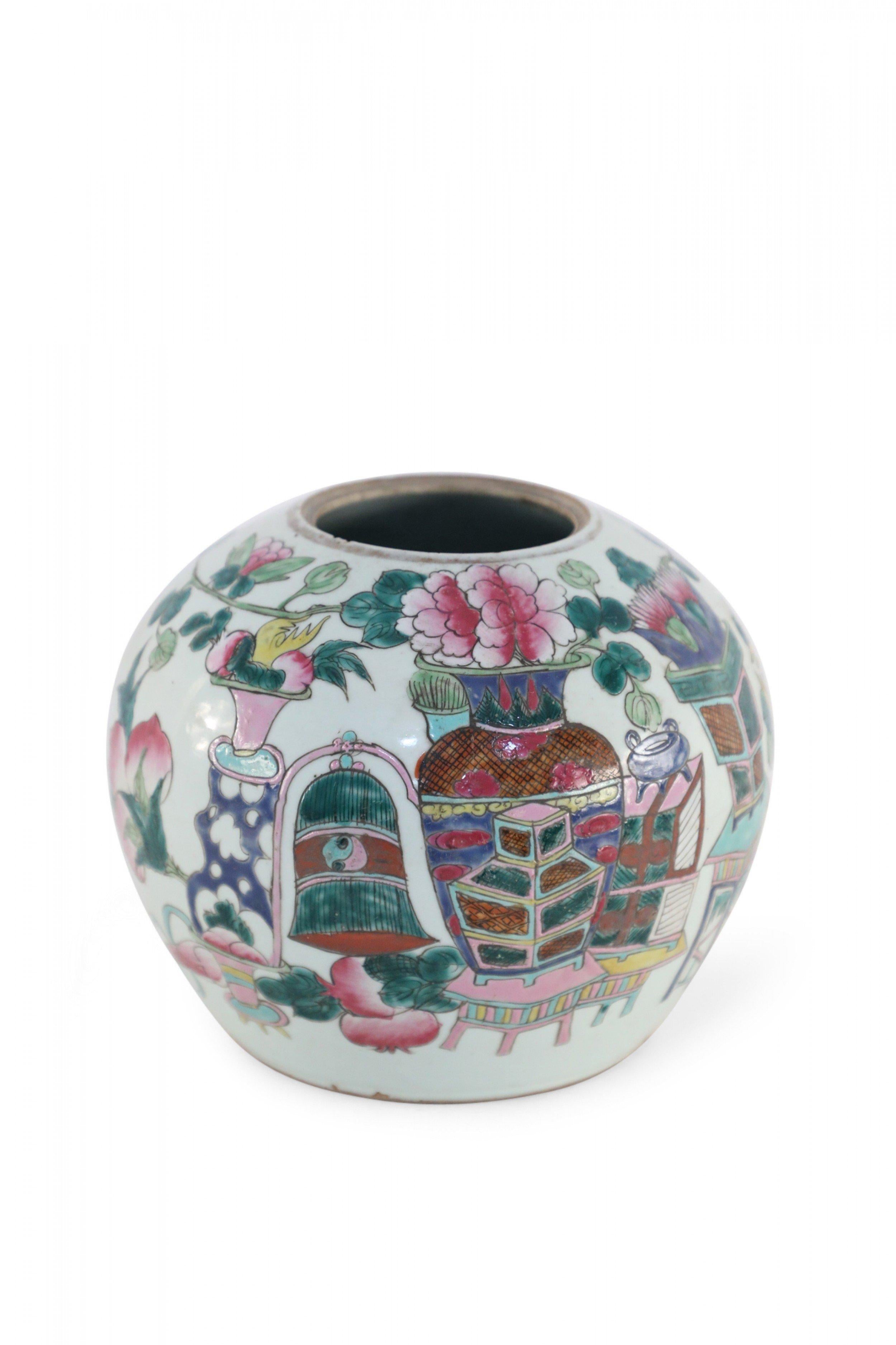 Chinese White and Multicolor Decoration Porcelain Watermelon Jar In Good Condition For Sale In New York, NY