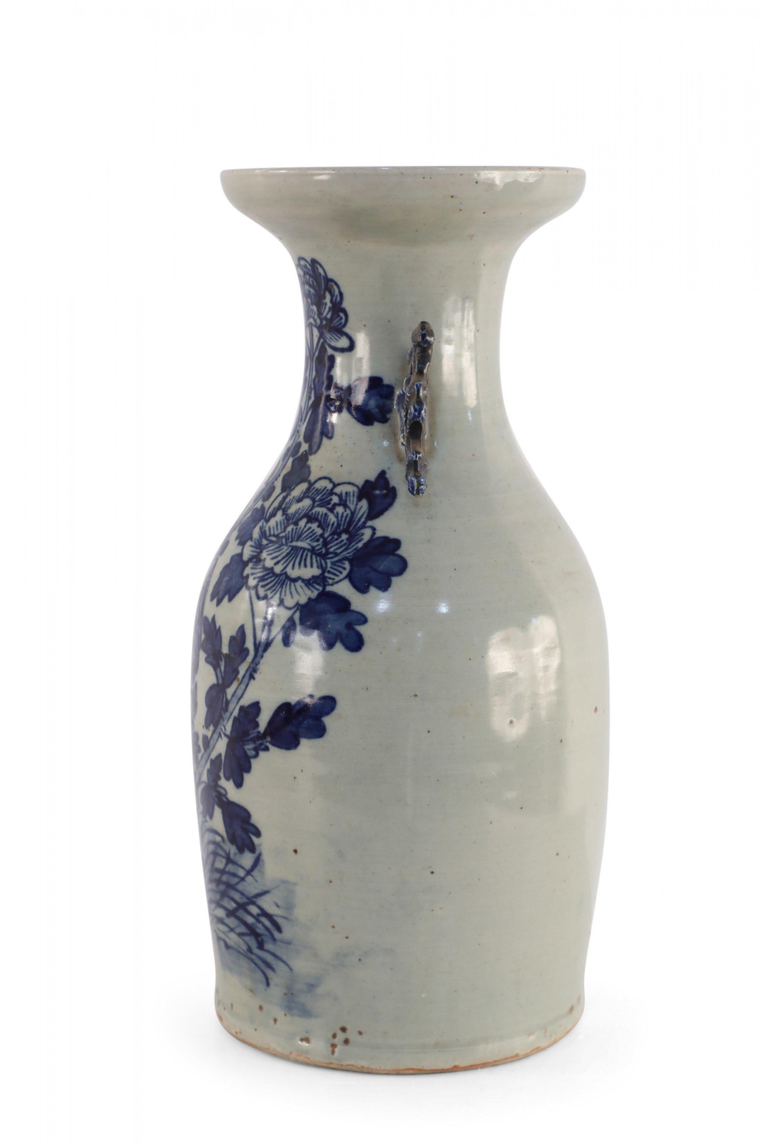Chinese Export Chinese White and Navy Egret Design Porcelain Urn For Sale