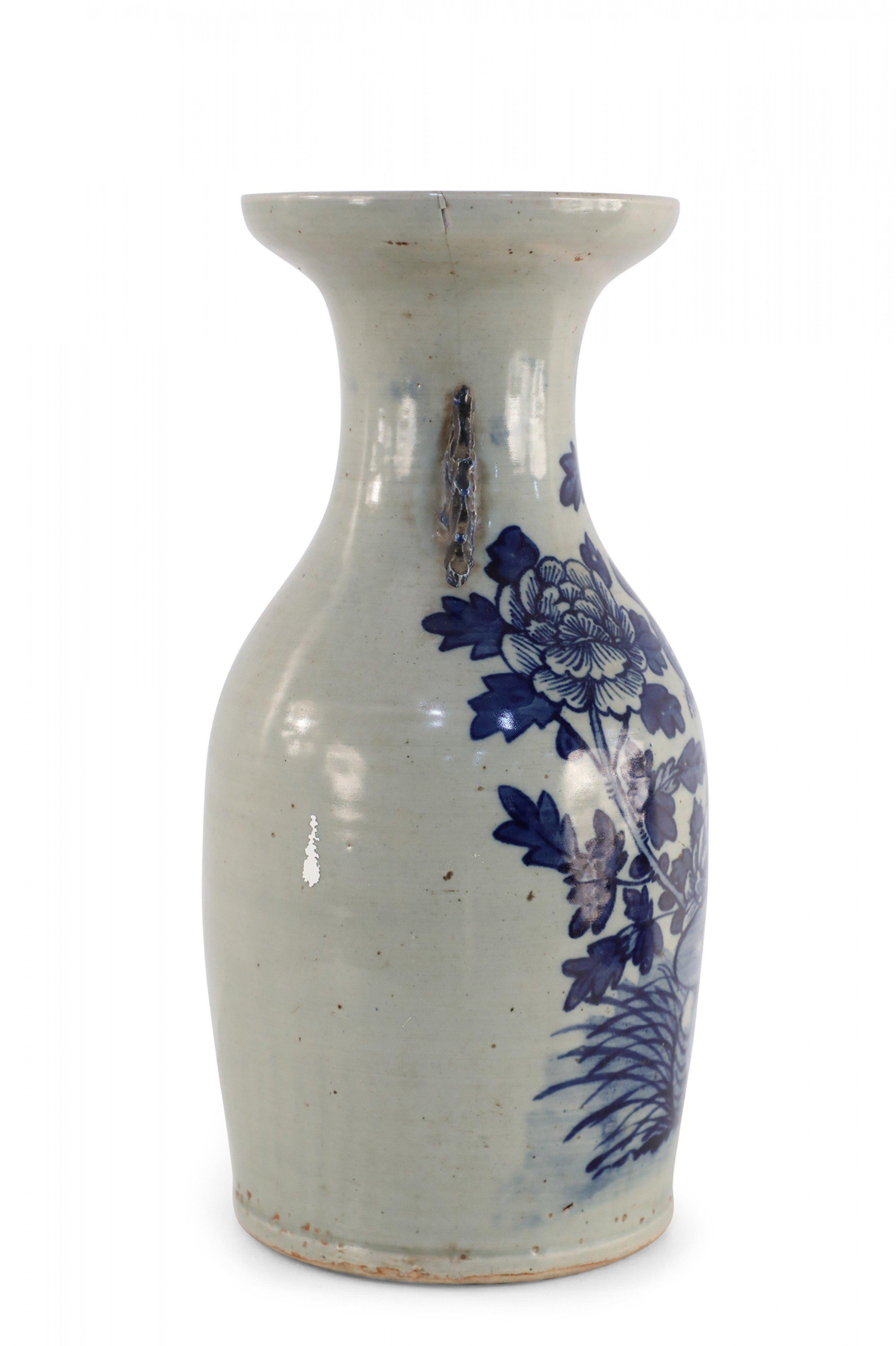 19th Century Chinese White and Navy Egret Design Porcelain Urn For Sale