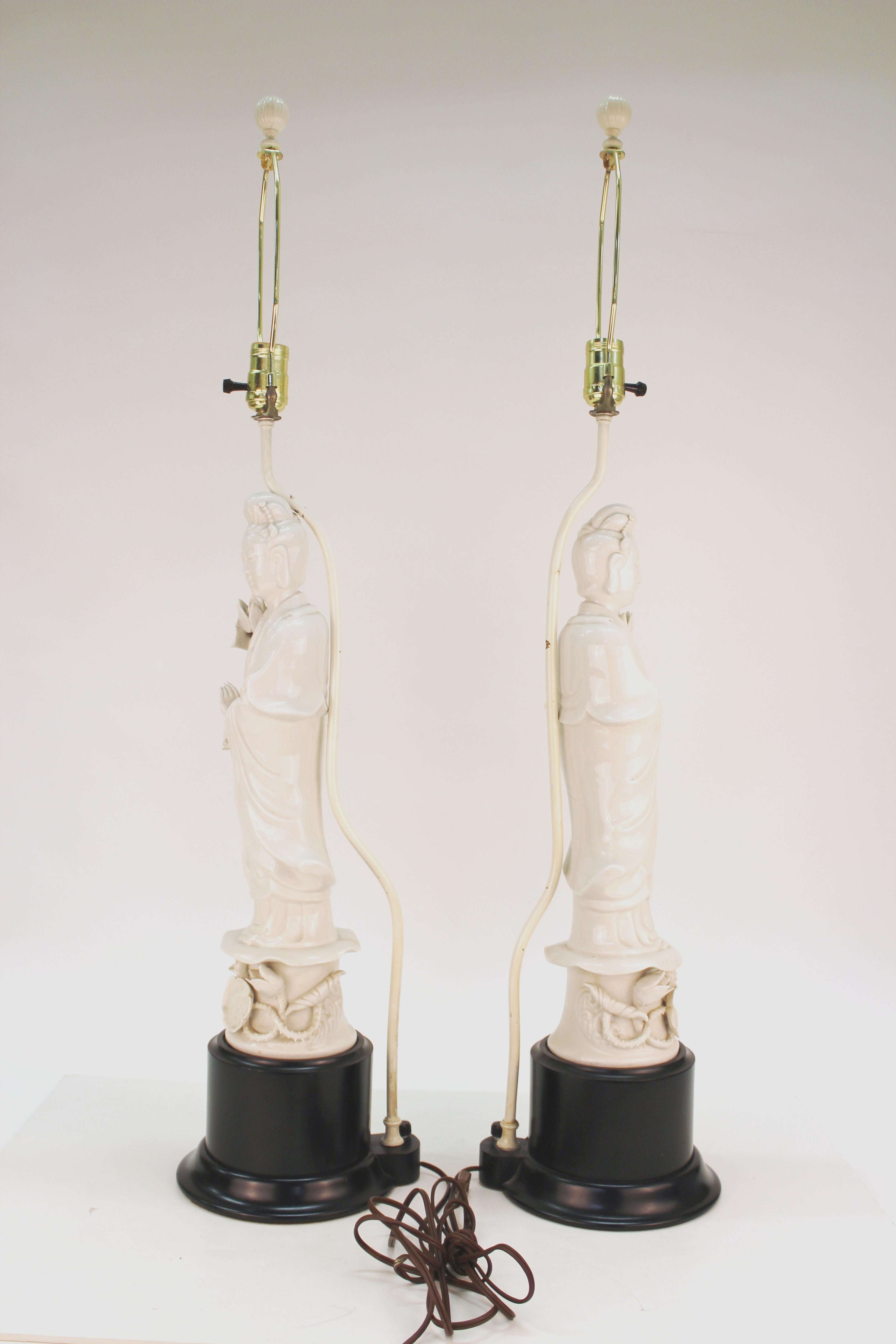 Hong Kong Chinese White Ceramic Guanyin Buddha Table Lamps