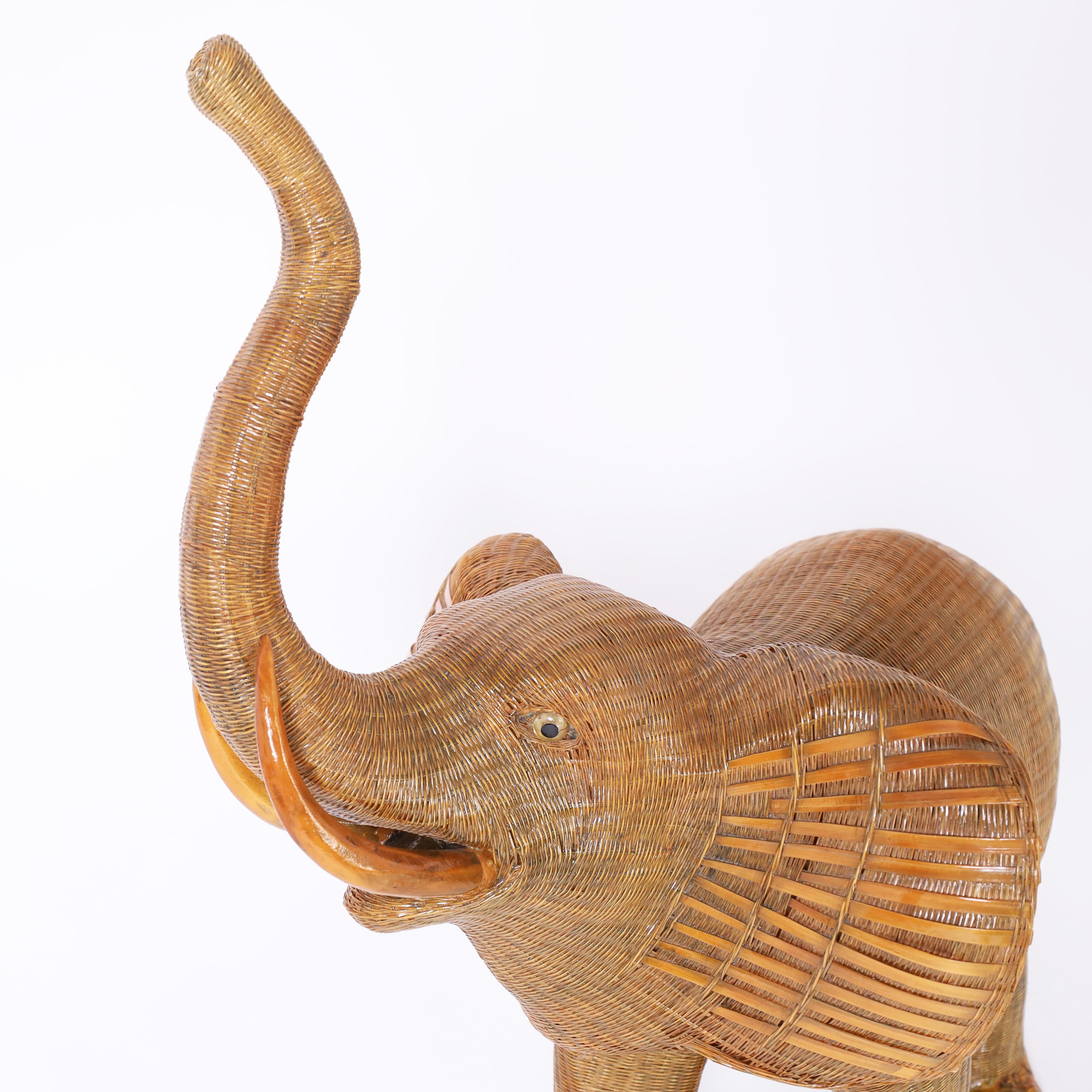 Chinese Wicker Elephant Box from the Shanghai Collection In Good Condition For Sale In Palm Beach, FL