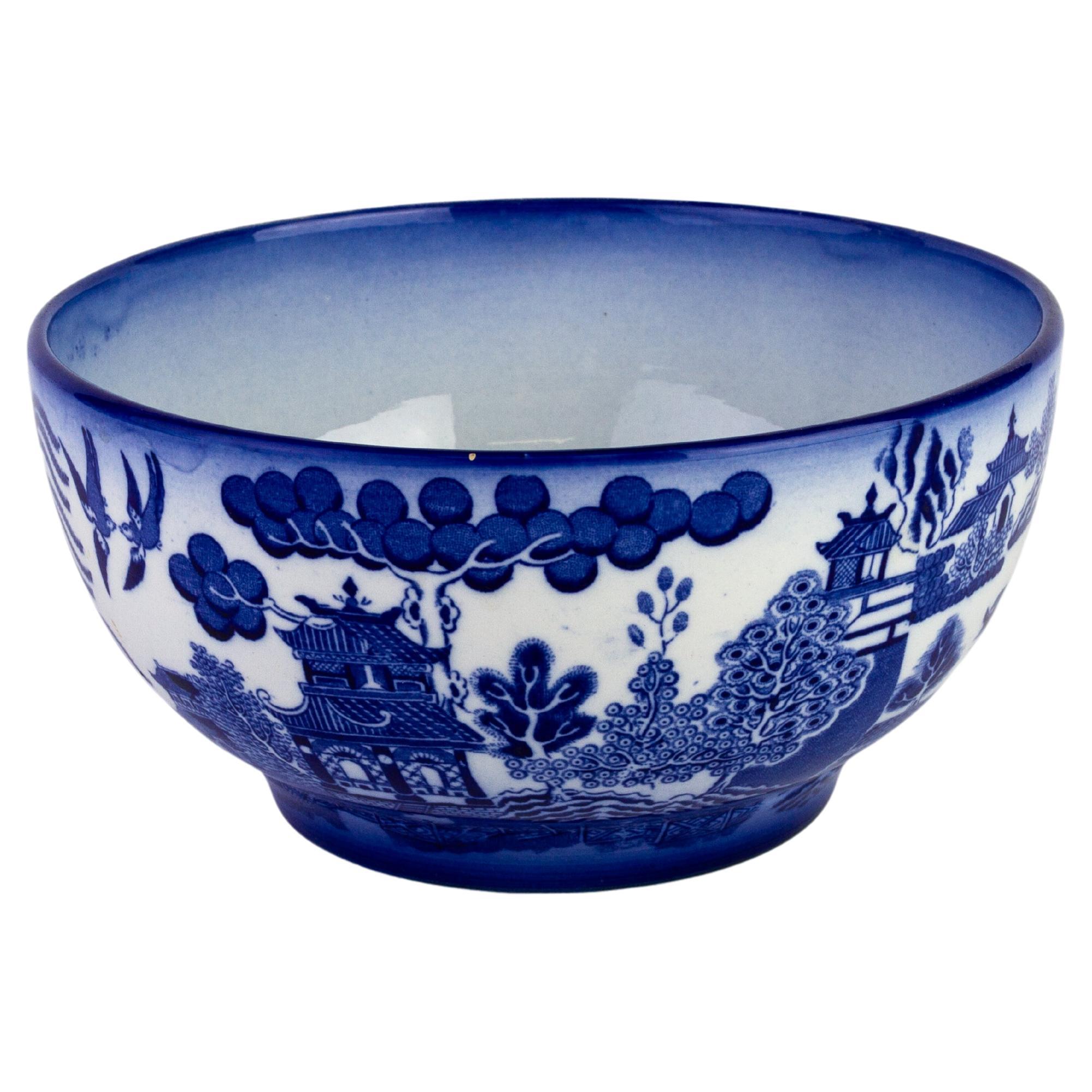 Chinese Willow Pattern Blue & White Porcelain Bowl For Sale