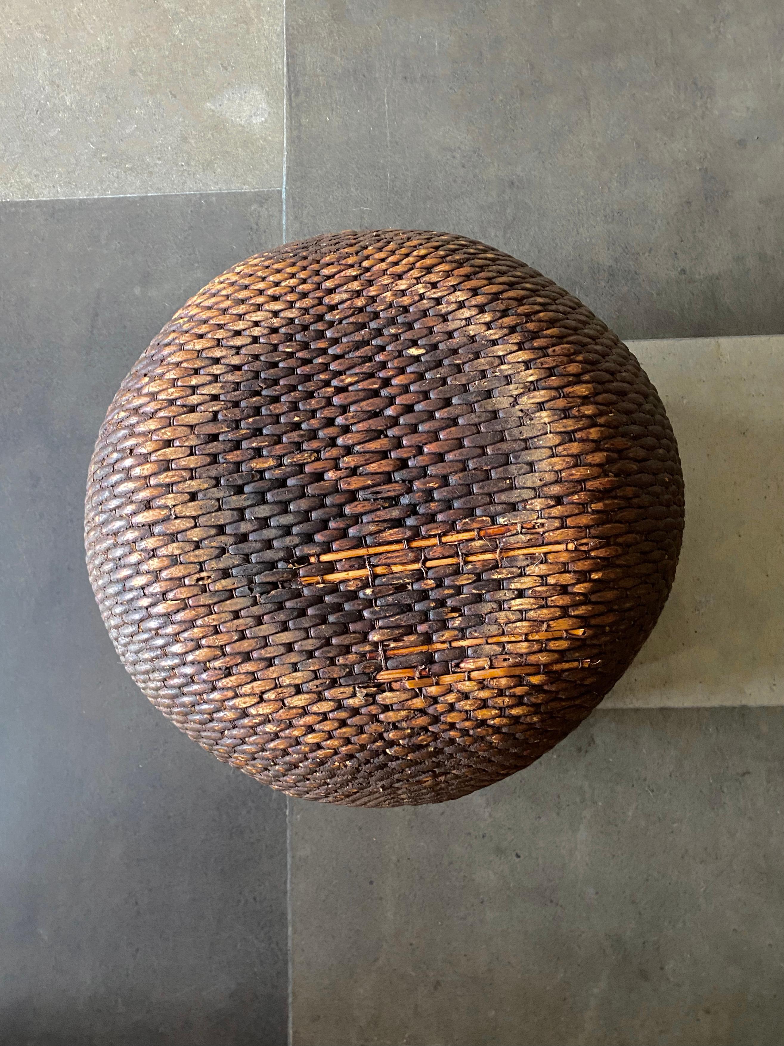 Chinese Willow Reed Grain Basket, Mid-20th Century 2