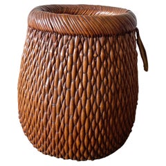 Chinese Willow Reed Grain Basket, Mid-20th Century
