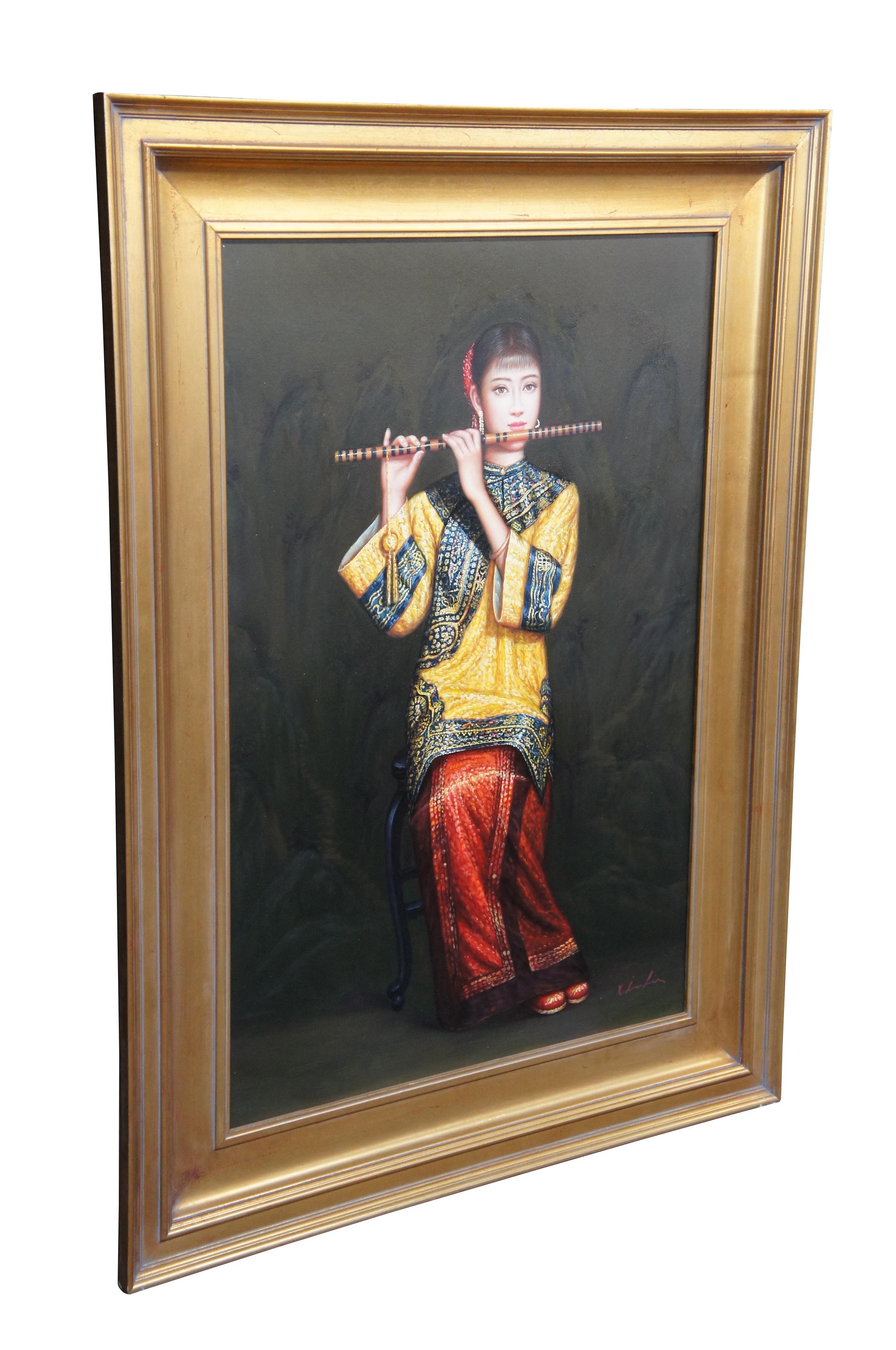 Vintage Chinese Frau spielt Flöte Ölgemälde auf Leinwand nach Chen Yifei.  Darstellung eines jungen Musikers in traditioneller Hofkleidung, der die Dizi / Bambusflöte spielt.

Chen Yifei (chinesisch: 陈逸飞; 12. April 1946 - 10. April 2005) war ein