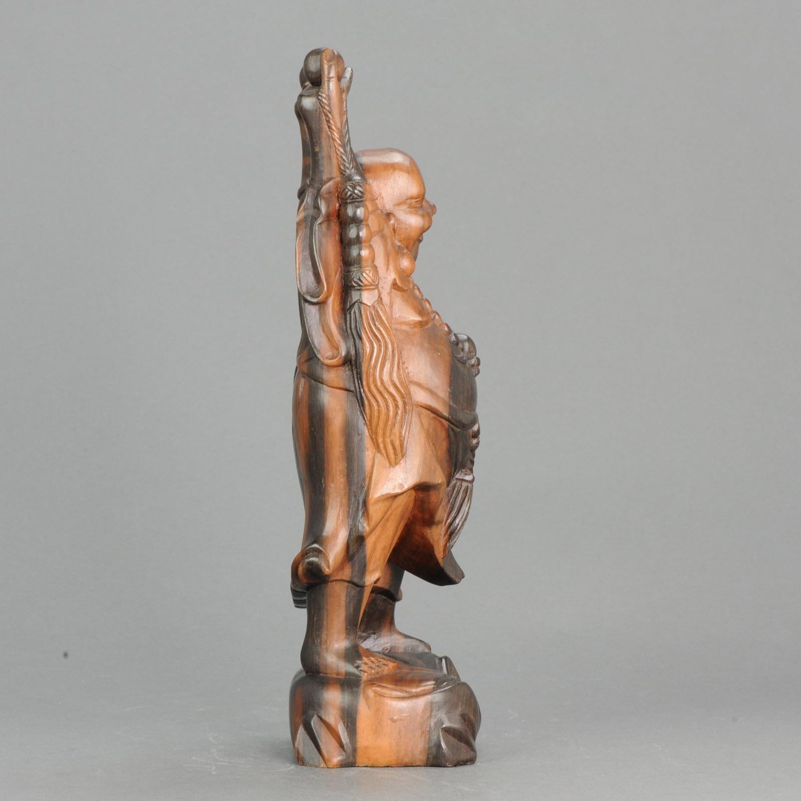 Lovely Chinese Statue. Made out of light wood.

Additional information:
Material: Wood
Type: Statues
Region of Origin: China
Period: 20th century
Condition: Overall Condition A (Very Good) minor cracks
Dimension: 31 H cm
