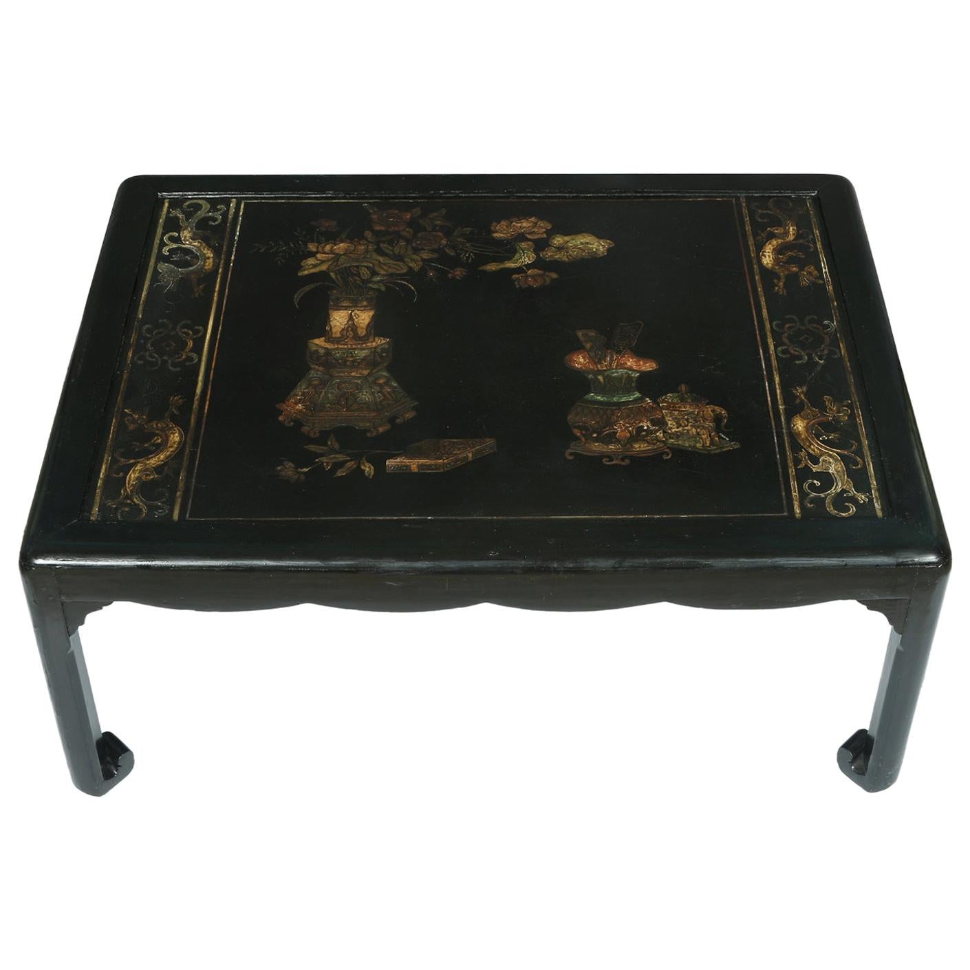 Chinese Wood Coffee Table with Chinoiserie Painted Decoration For Sale