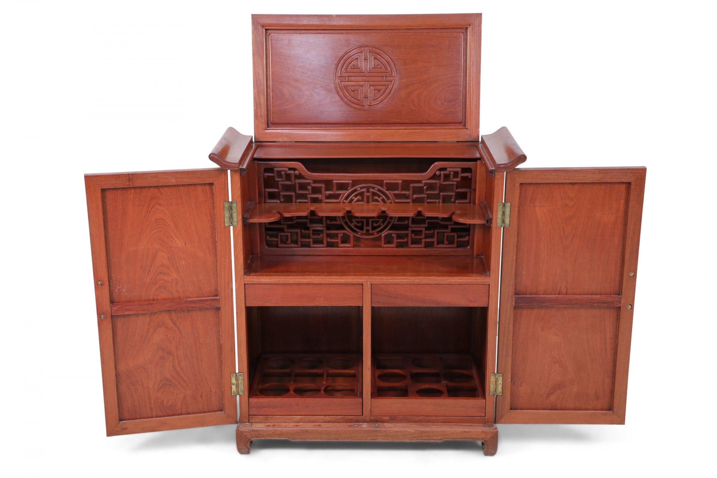 Chinese Wooden Bar Cabinet with Shou Carvings For Sale 3