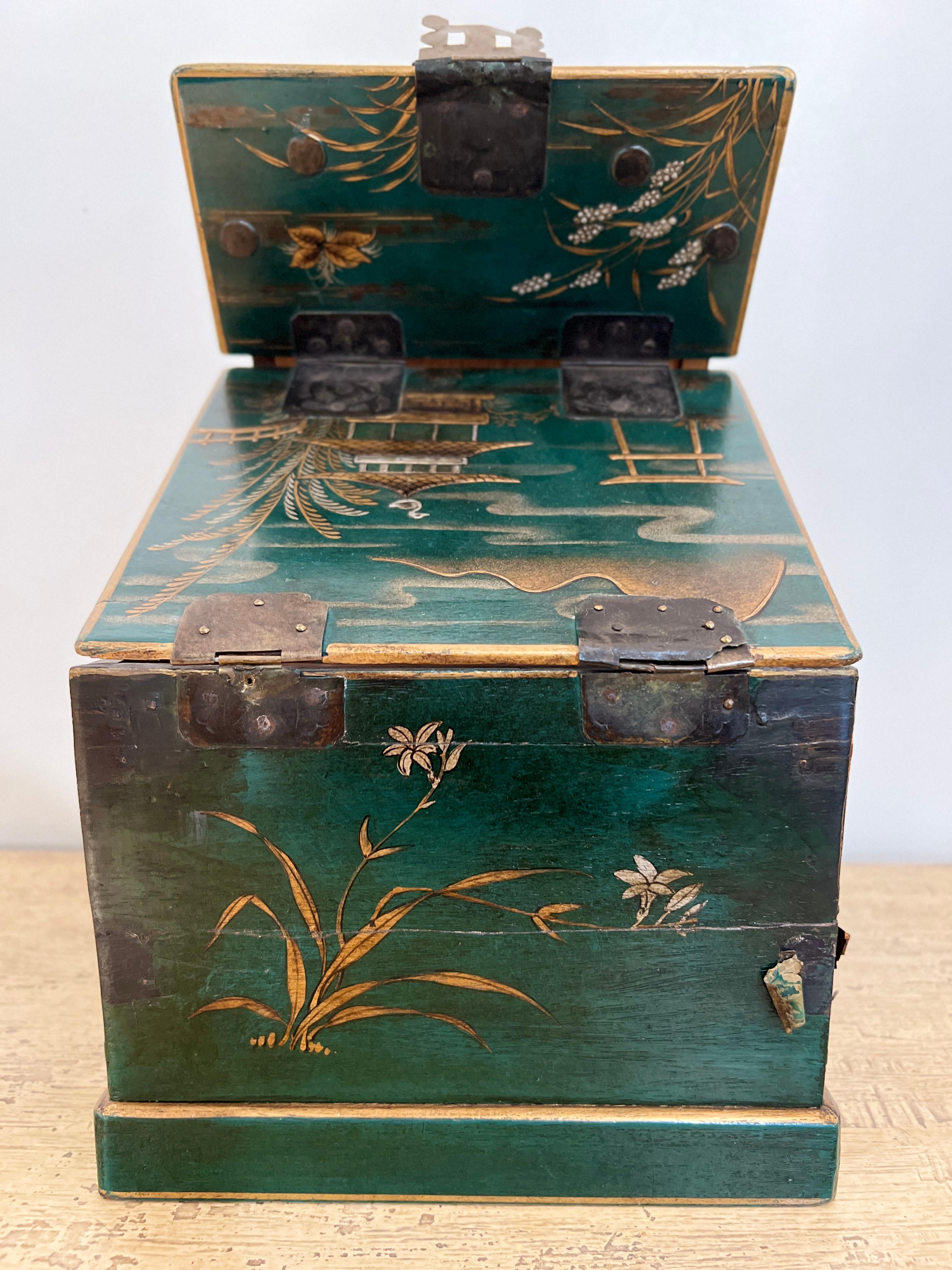 Machine-Made Chinese Wooden Jewelry Box or Vanity Dresser Chest Featuring Inlay For Sale